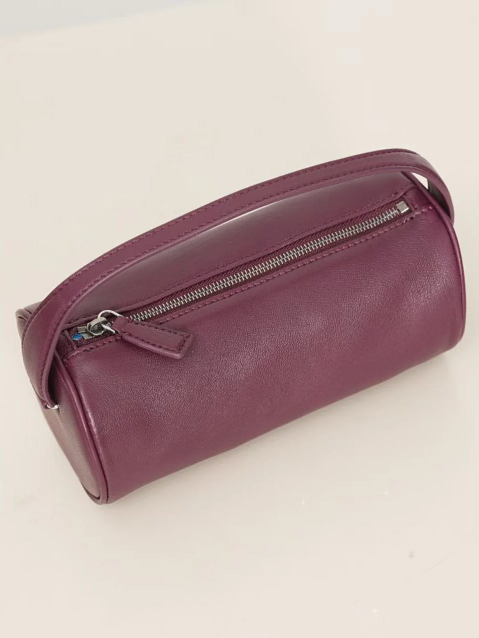 Cylinder Handle Bag - Image 4