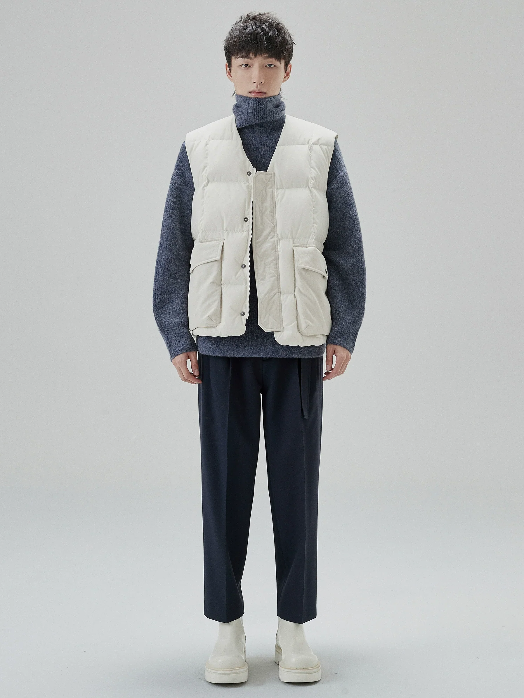 D-Ring Belt Pleated Cropped Trousers - Image 4