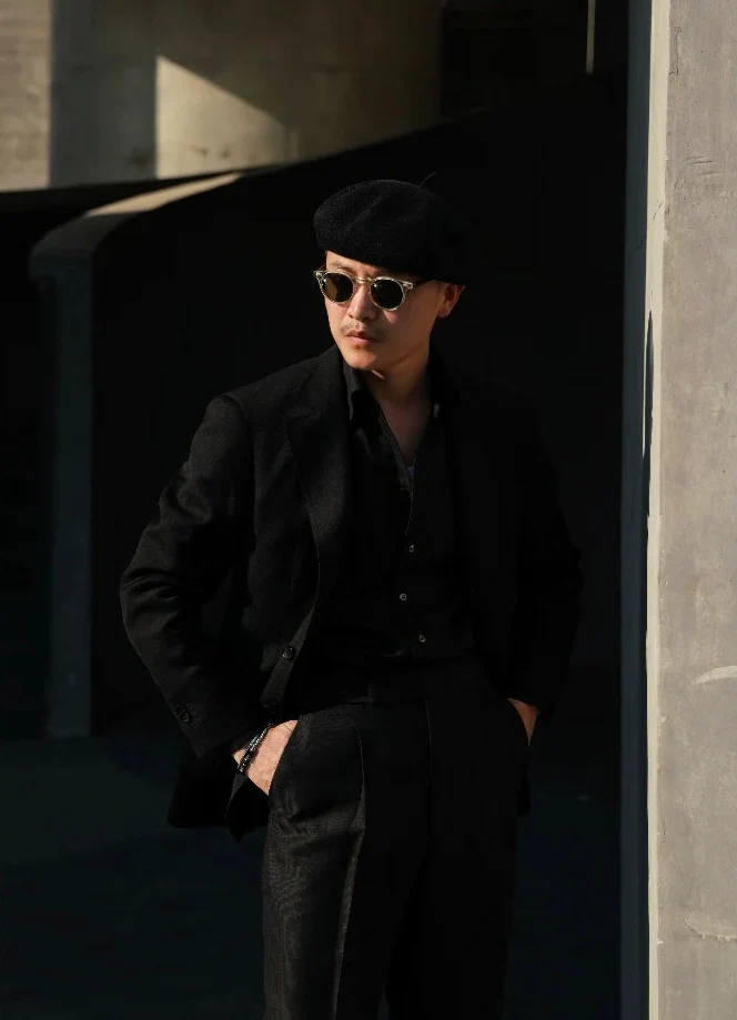 Dark Knight Wool-Linen Suit - Image 4