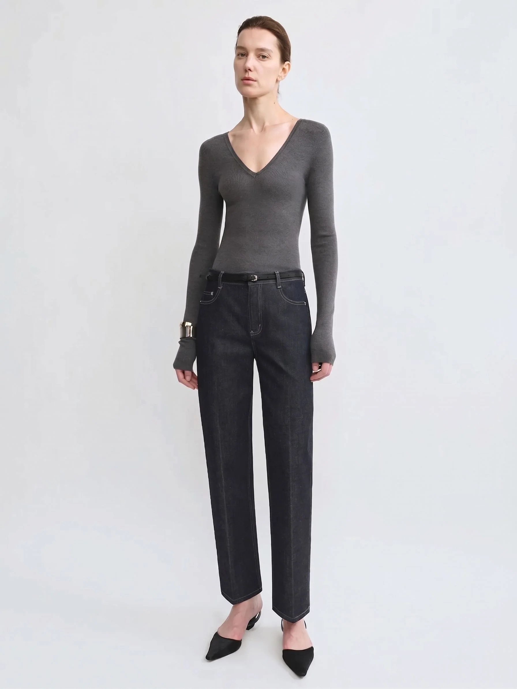 Dark Tapered Jeans - Image 4