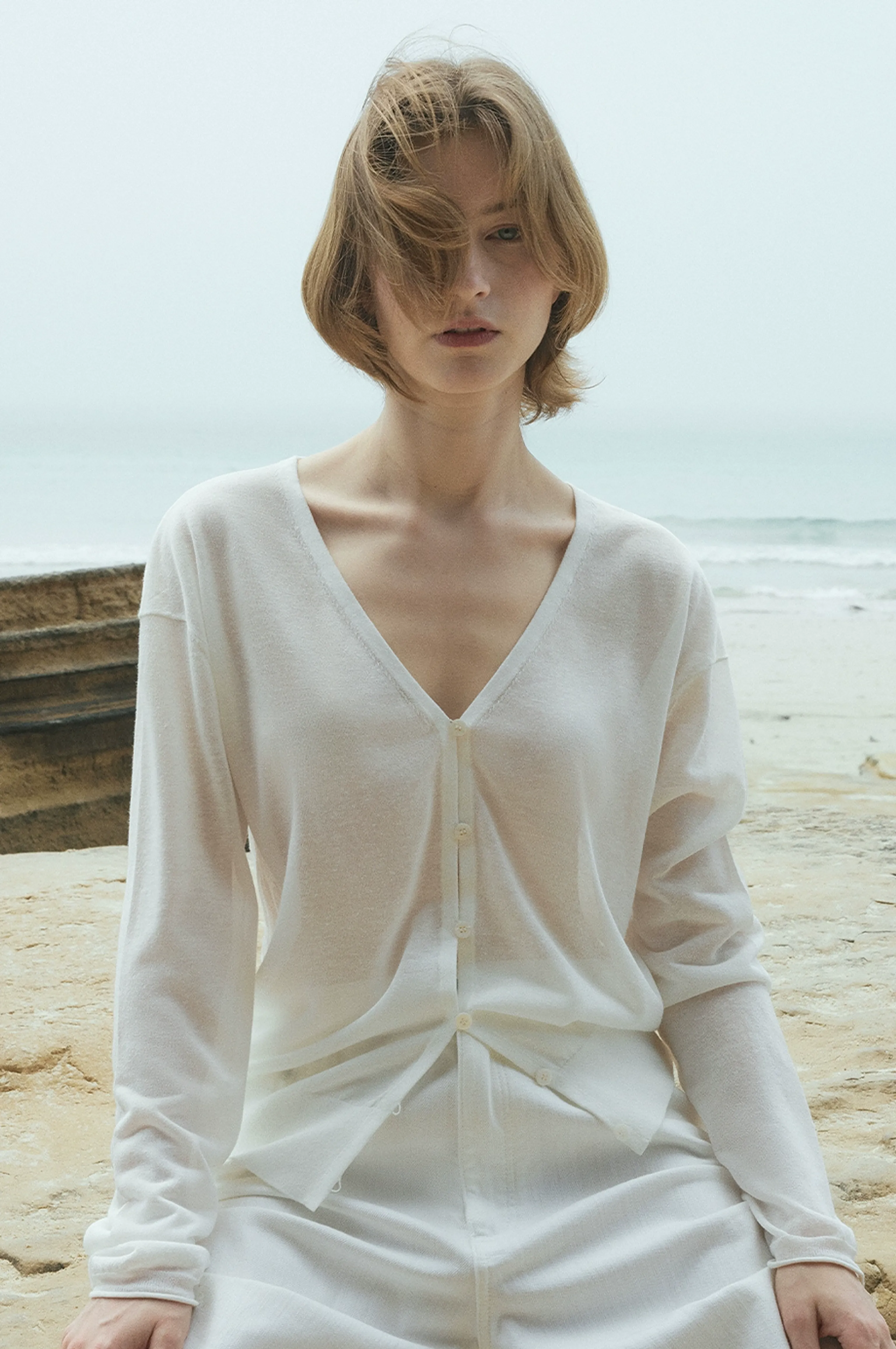 Daylight Linen-Blend V-Neck Cardigan - Image 5
