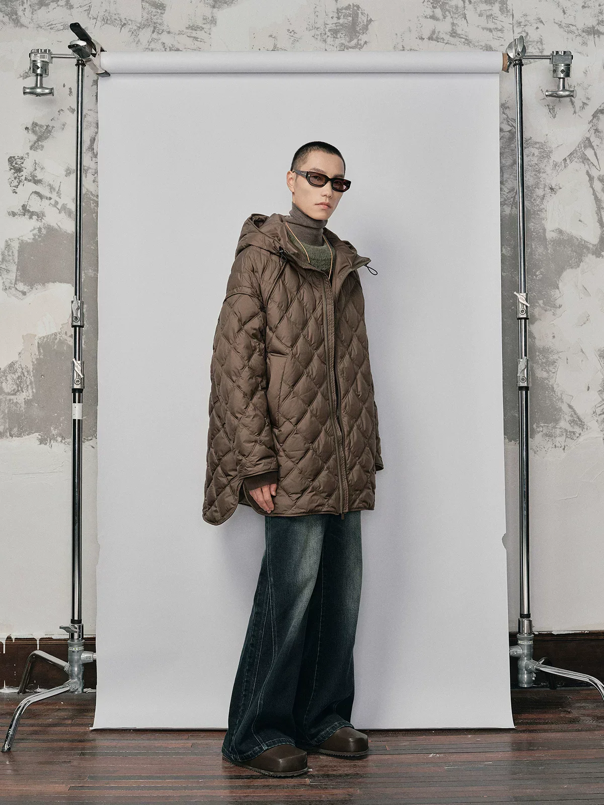Diamond-Quilt Hooded Down Jacket/Vest - Image 5