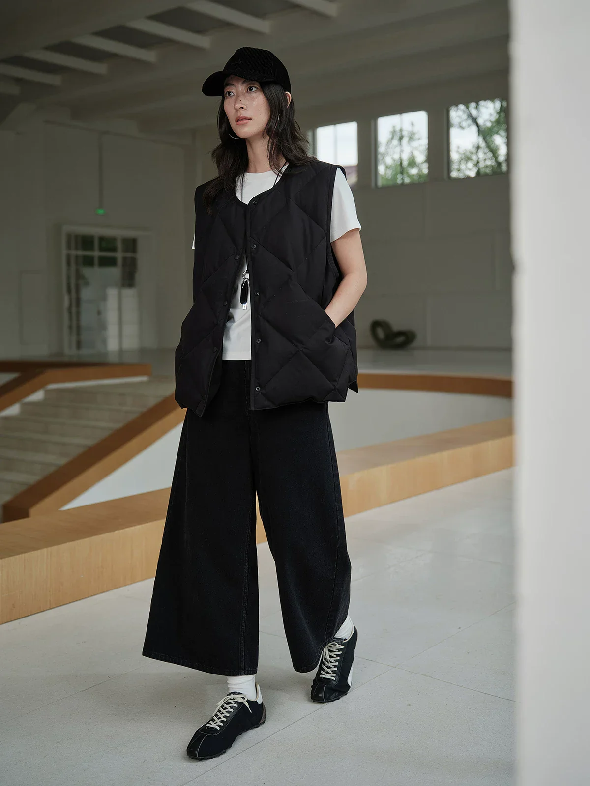 Diamond Quilted Vest - Image 5