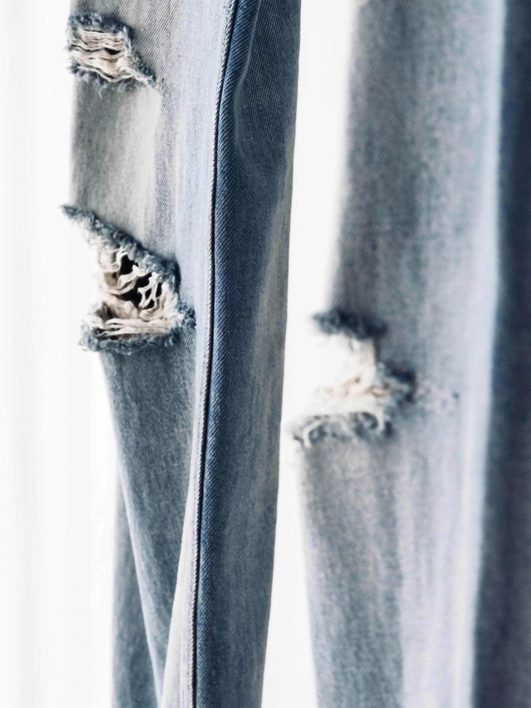 Distressed Split-Hem Jeans - Image 6