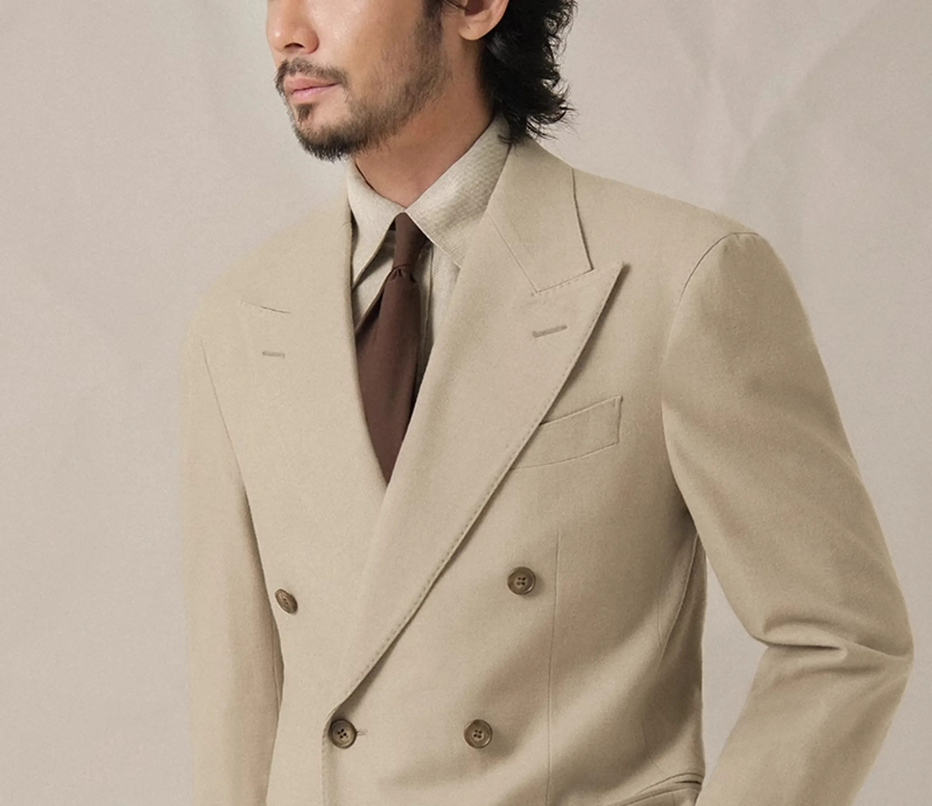 Double-Breasted Beige Suit - Image 12