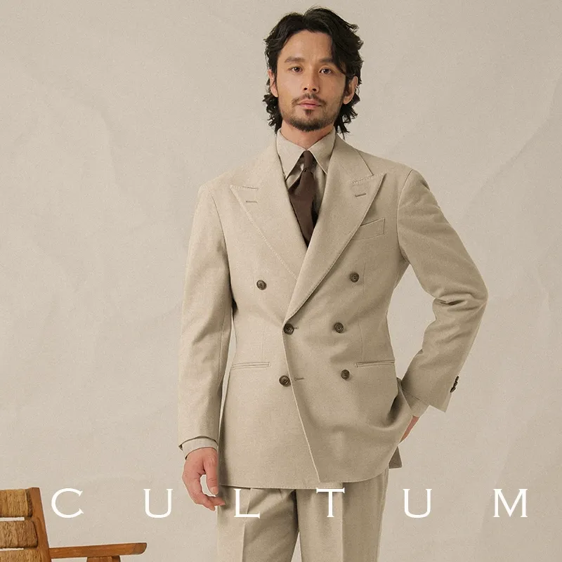 Double-Breasted Beige Suit - Image 7