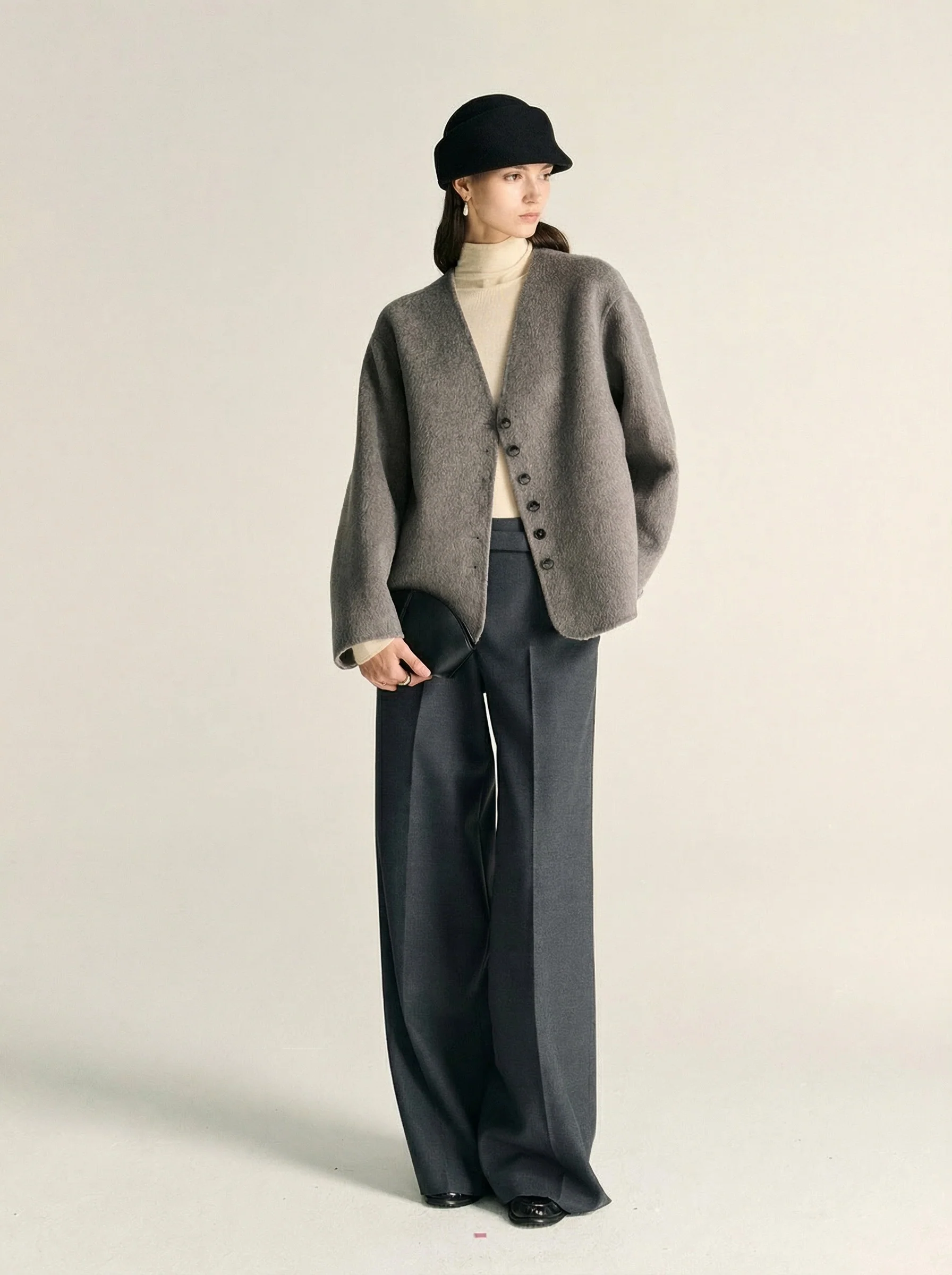 Double-Faced V-Neck Short Coat - Image 3