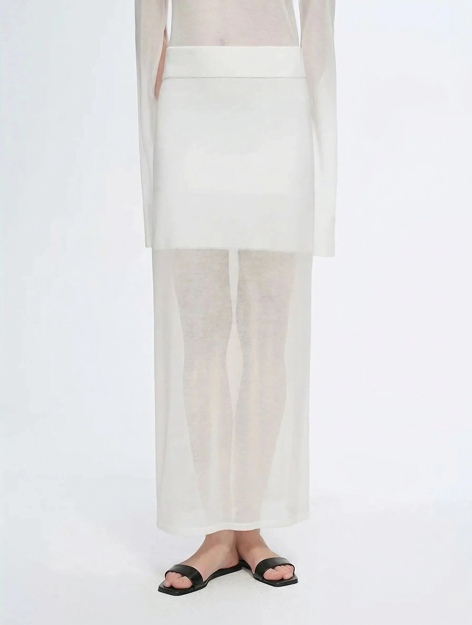 Double-Layer Fine Knit Maxi Skirt - Image 5