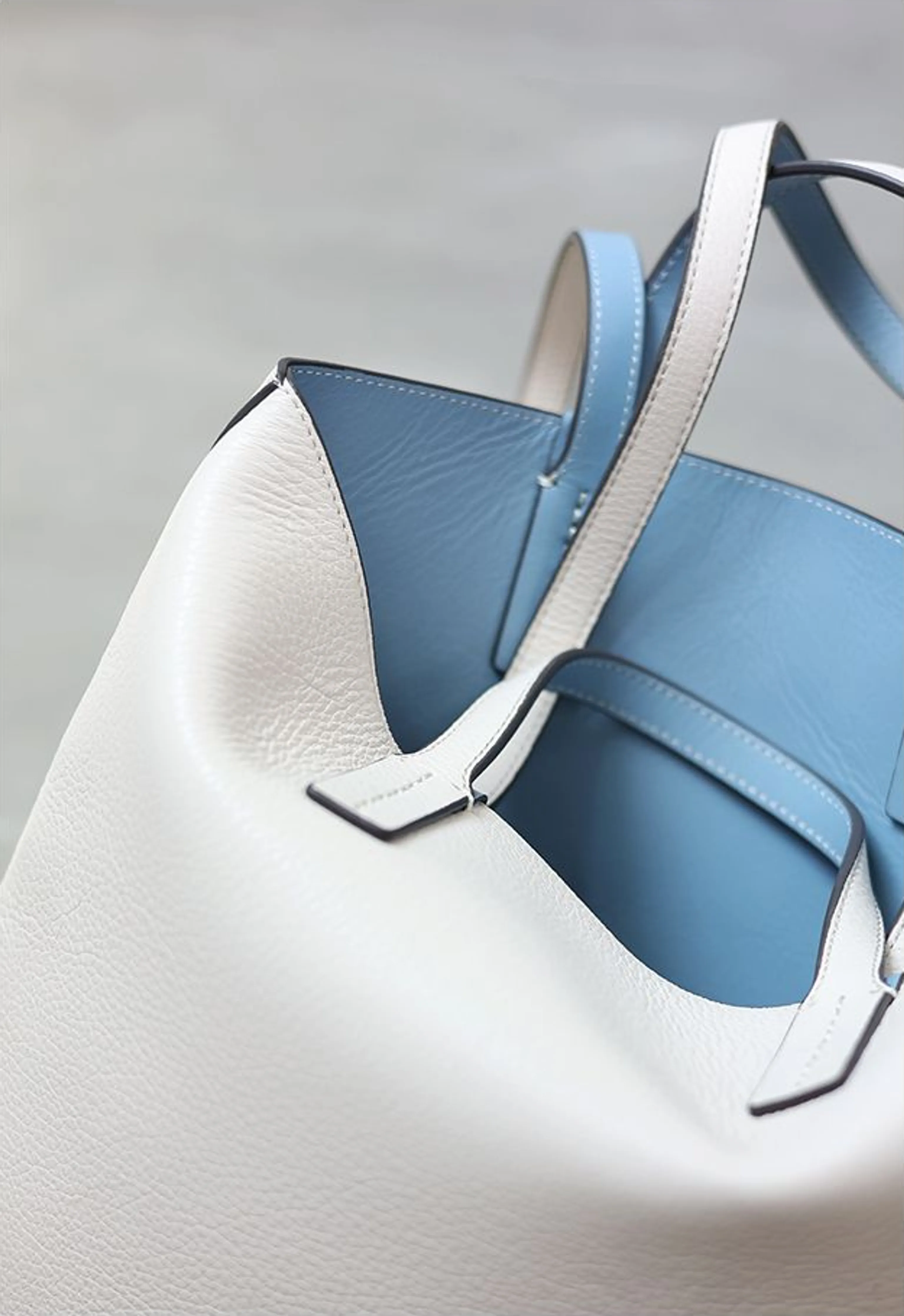 Double-Sided Cowhide Tote - Image 22