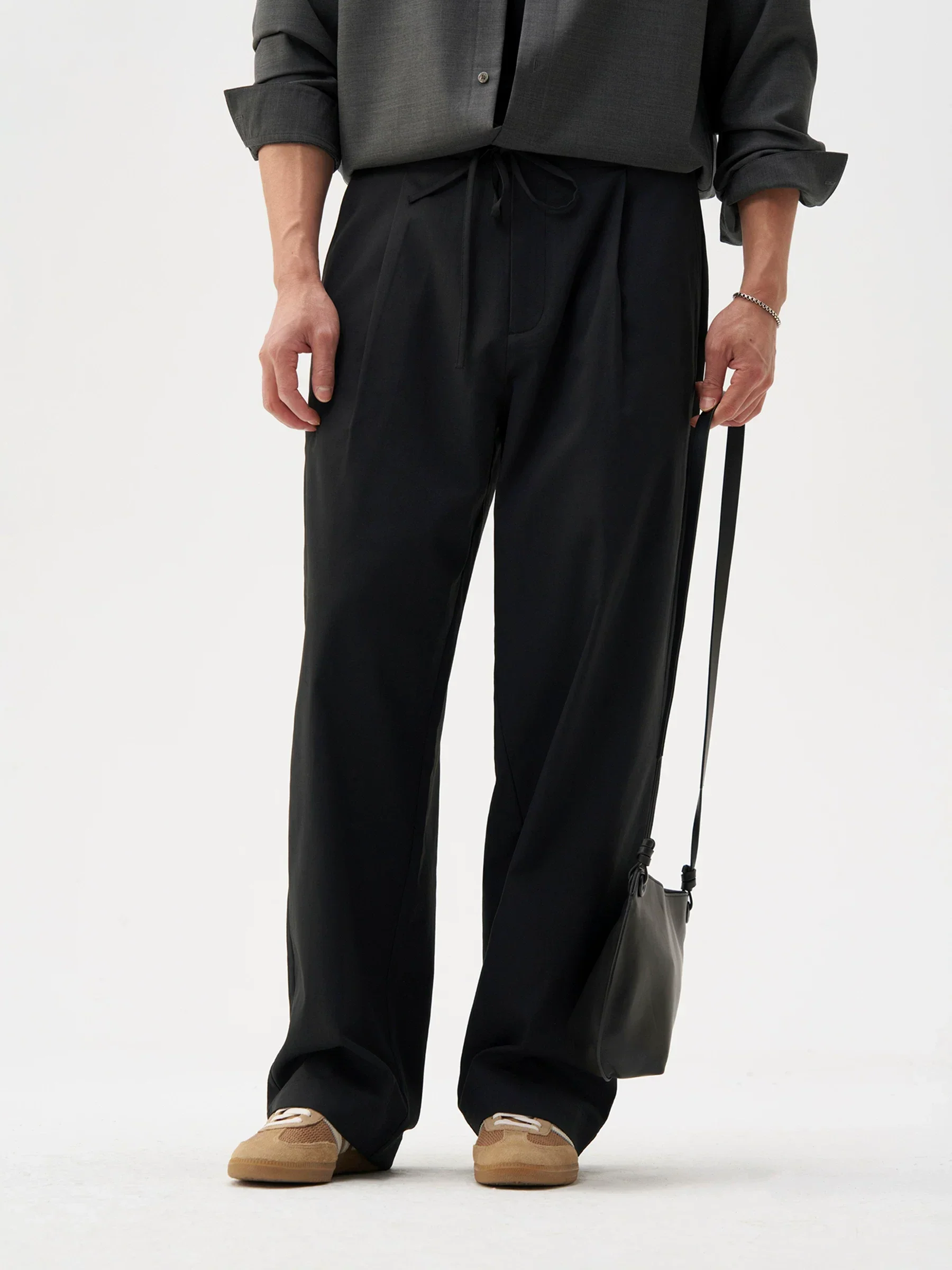 Drawstring Pleated Trousers