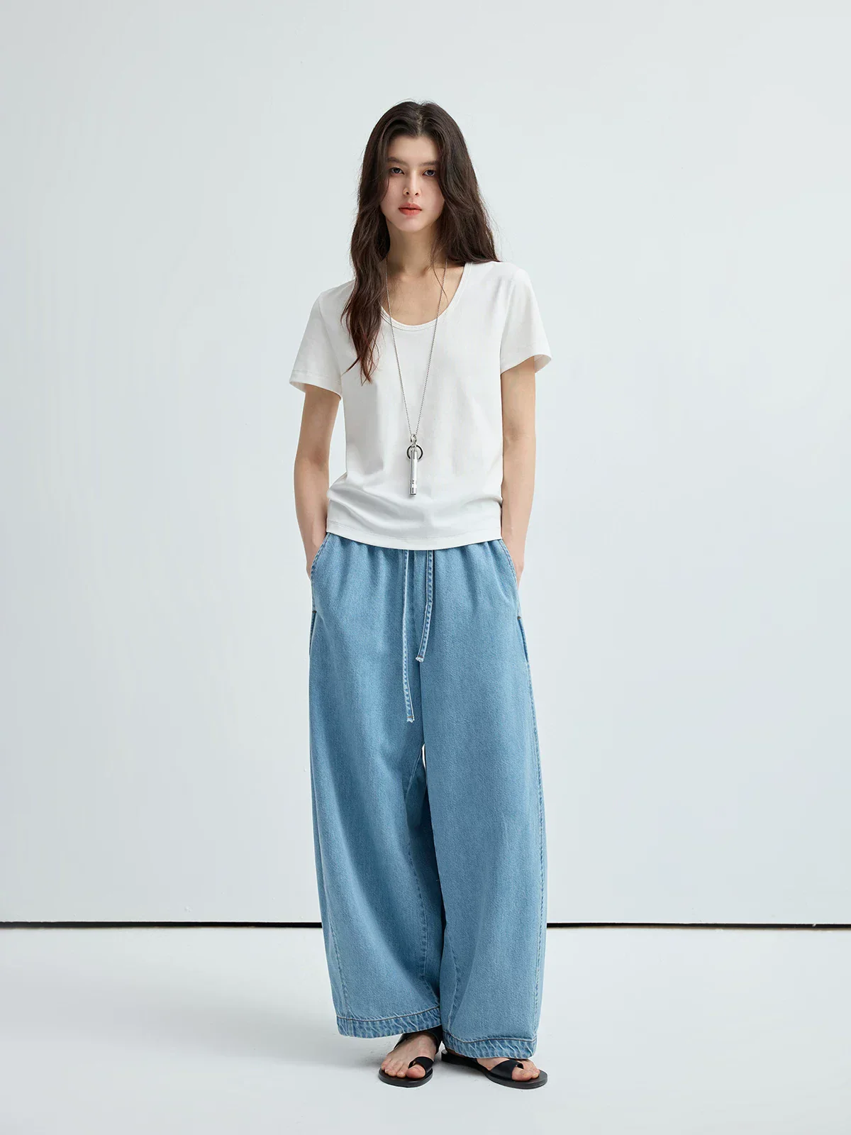 Drawstring Wide-Leg Jeans - Image 2