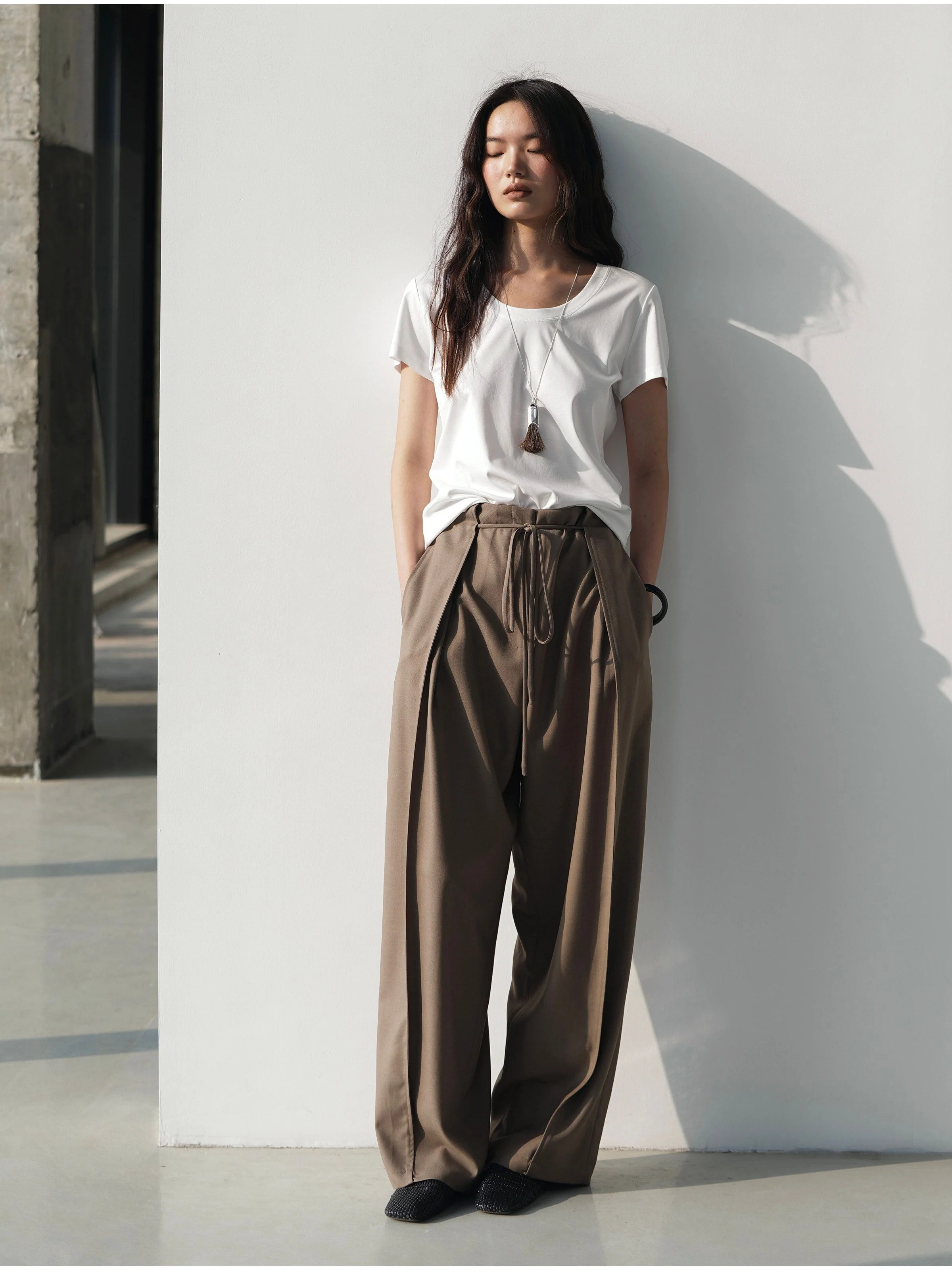 Drawstring Wide-Leg Trousers - Image 7
