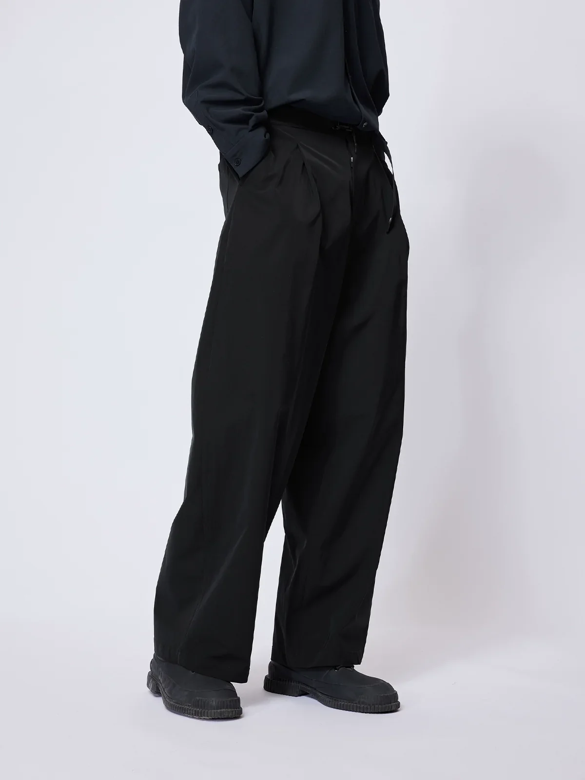 Easy Series Water-Repellent Loose Trousers - Image 4