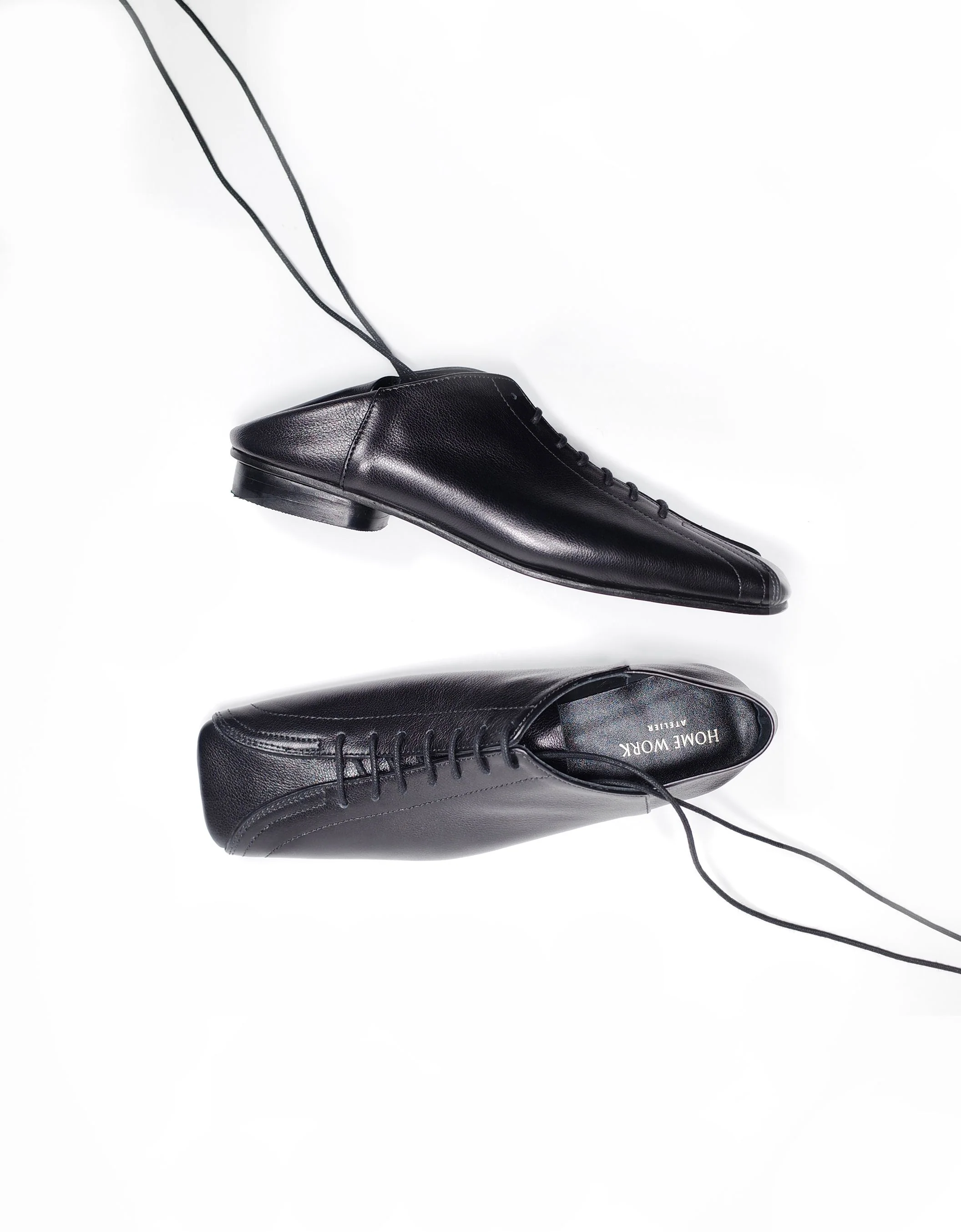 Ebony Lace-up Leather Shoes - Image 2