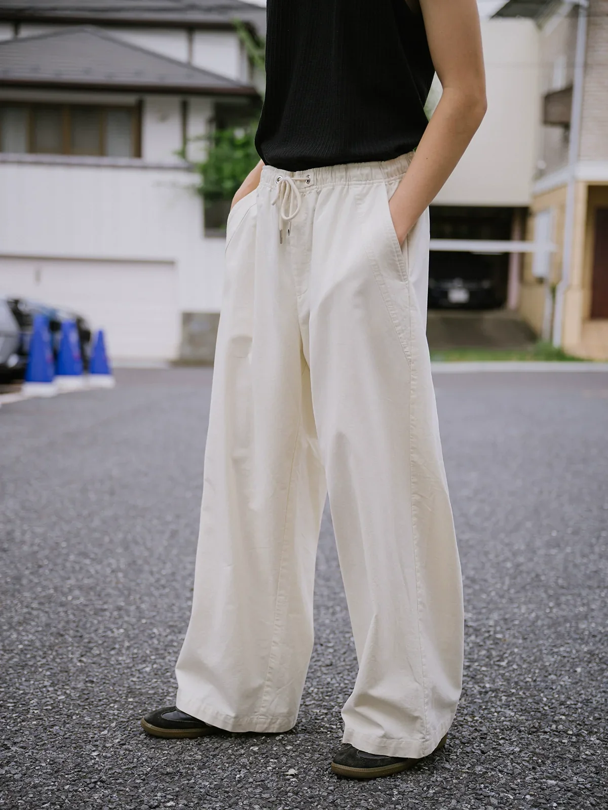 Elastic Waist Wide-Leg Trousers - Image 2