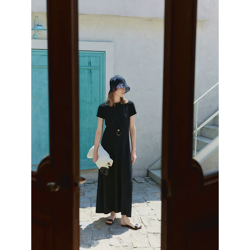 Elegant Black Short-Sleeve Dress