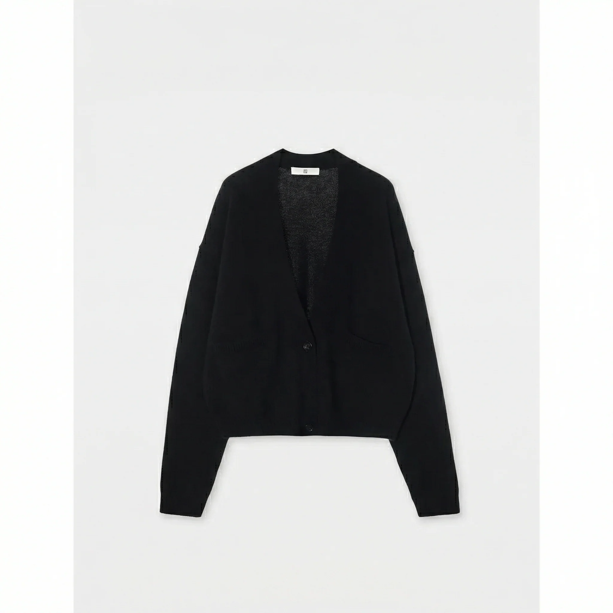 Elegant Knitwear Collection - Image 13