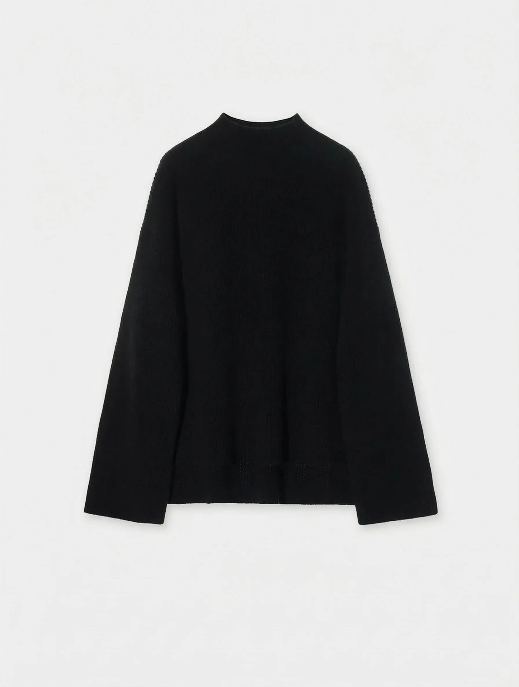 Elegant Knitwear Collection - Image 19