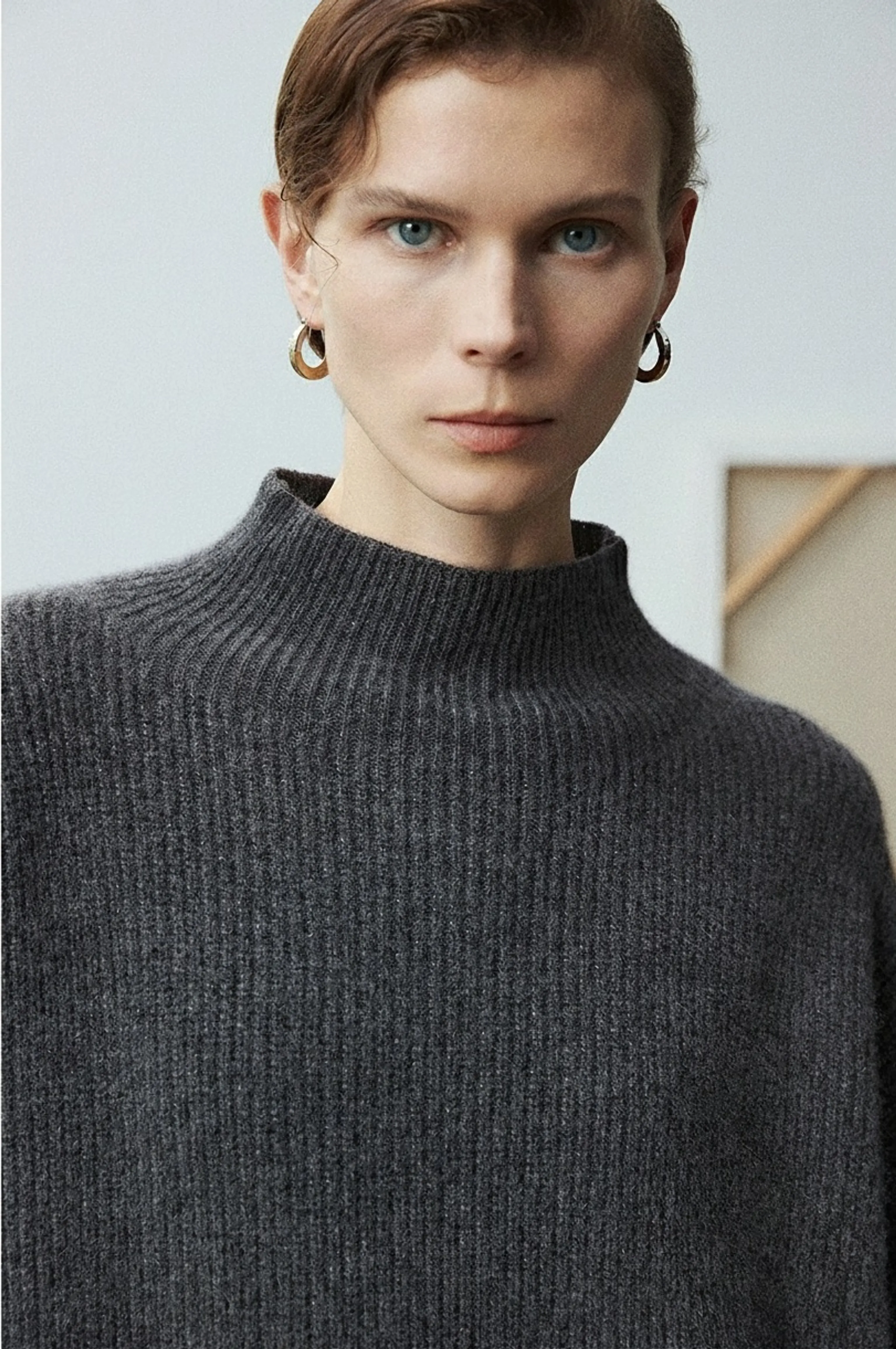 Elegant Knitwear Collection - Image 4