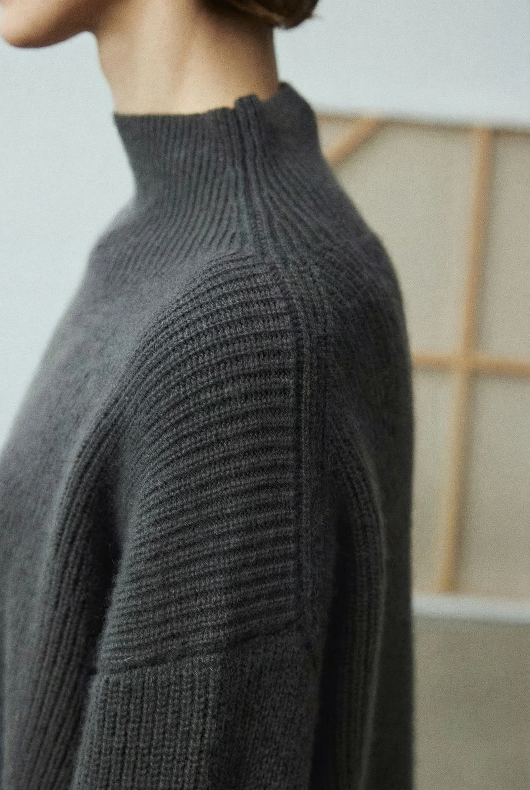 Elegant Knitwear Collection - Image 6