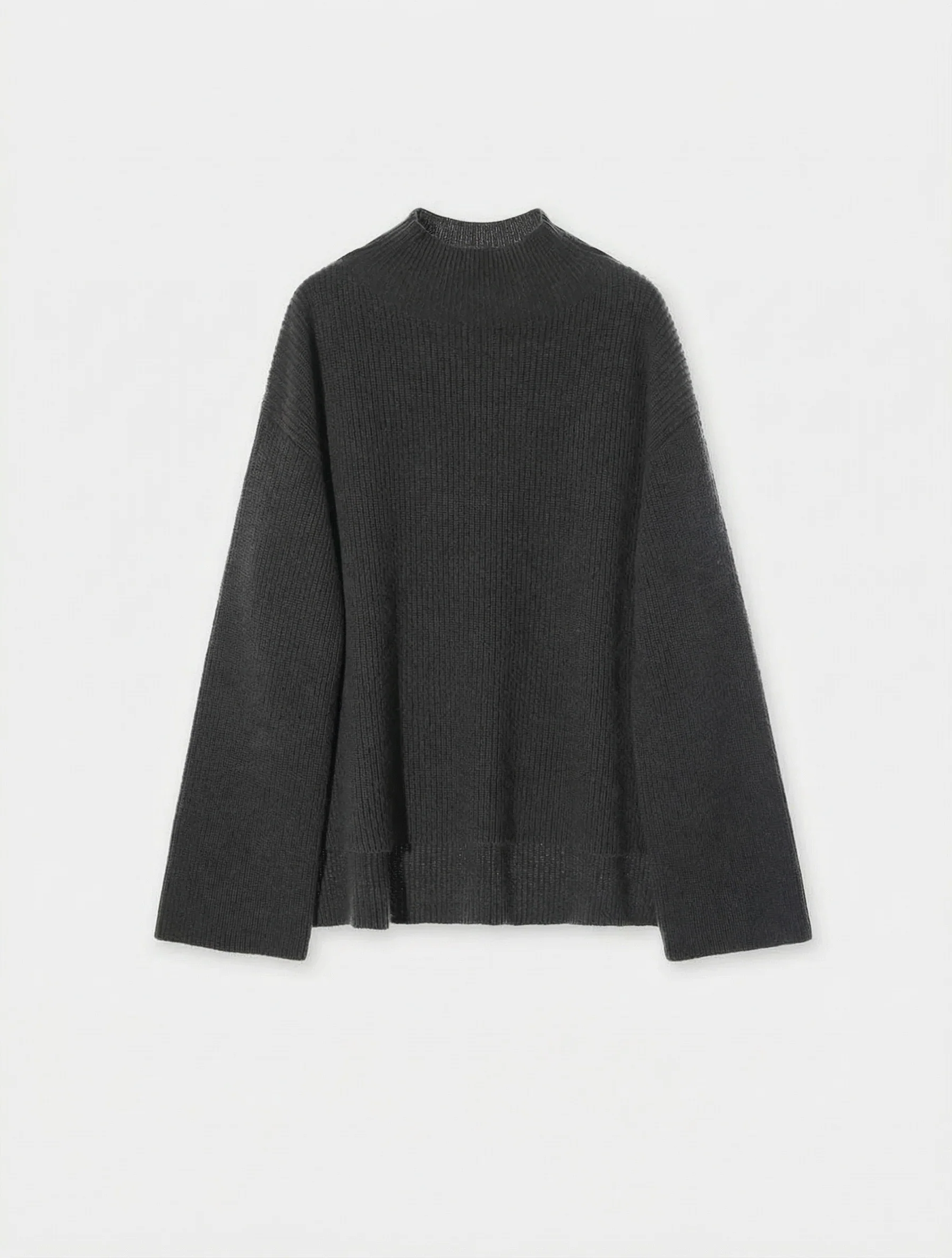 Elegant Knitwear Collection - Image 8