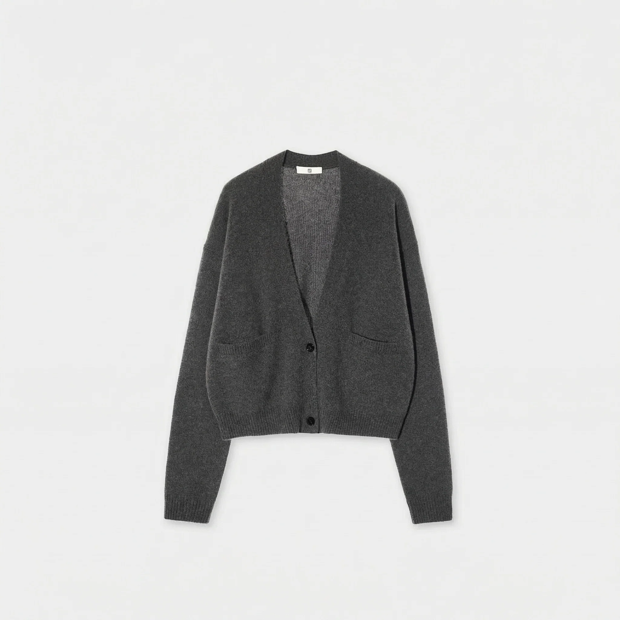 Elegant Knitwear Collection - Image 9