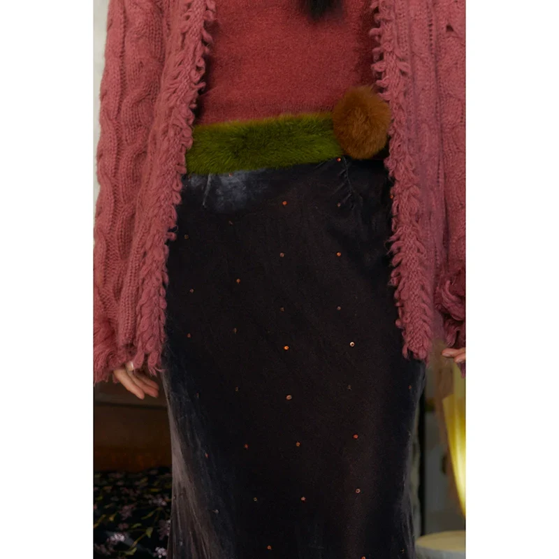 Elegant Long Scarf - Image 3