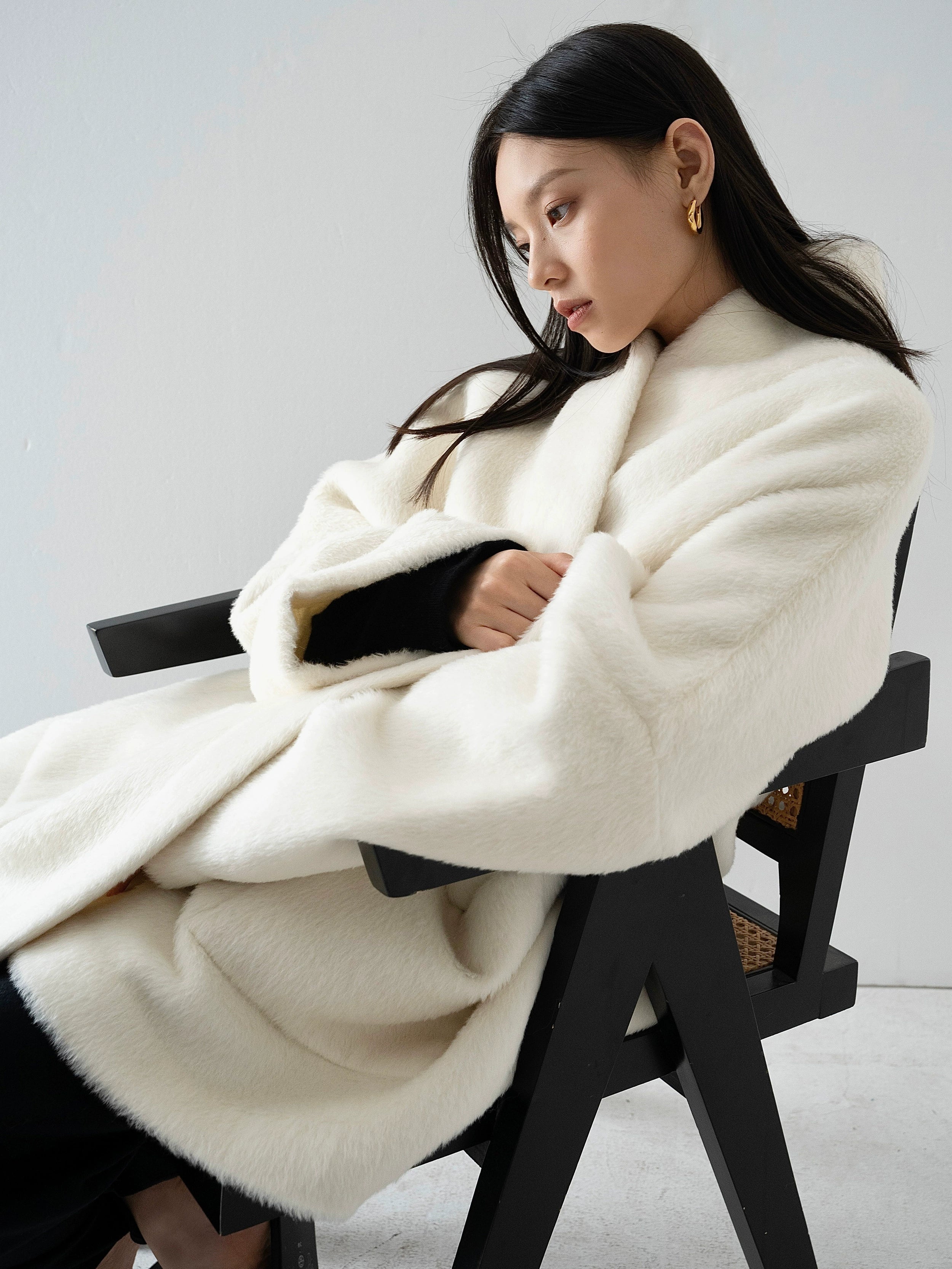 Elegant Oversized Shawl Coat - Image 3
