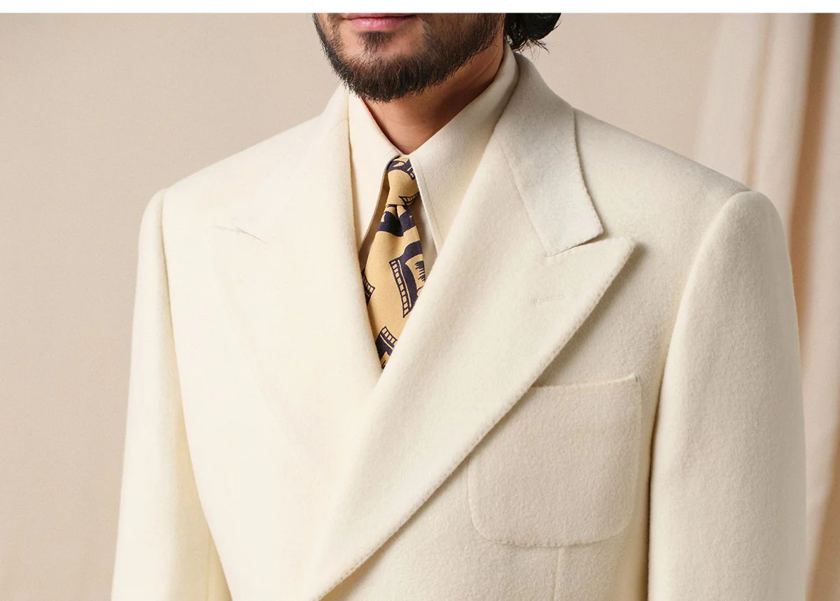 Elegant Retro Double-Breasted Suit - Image 3