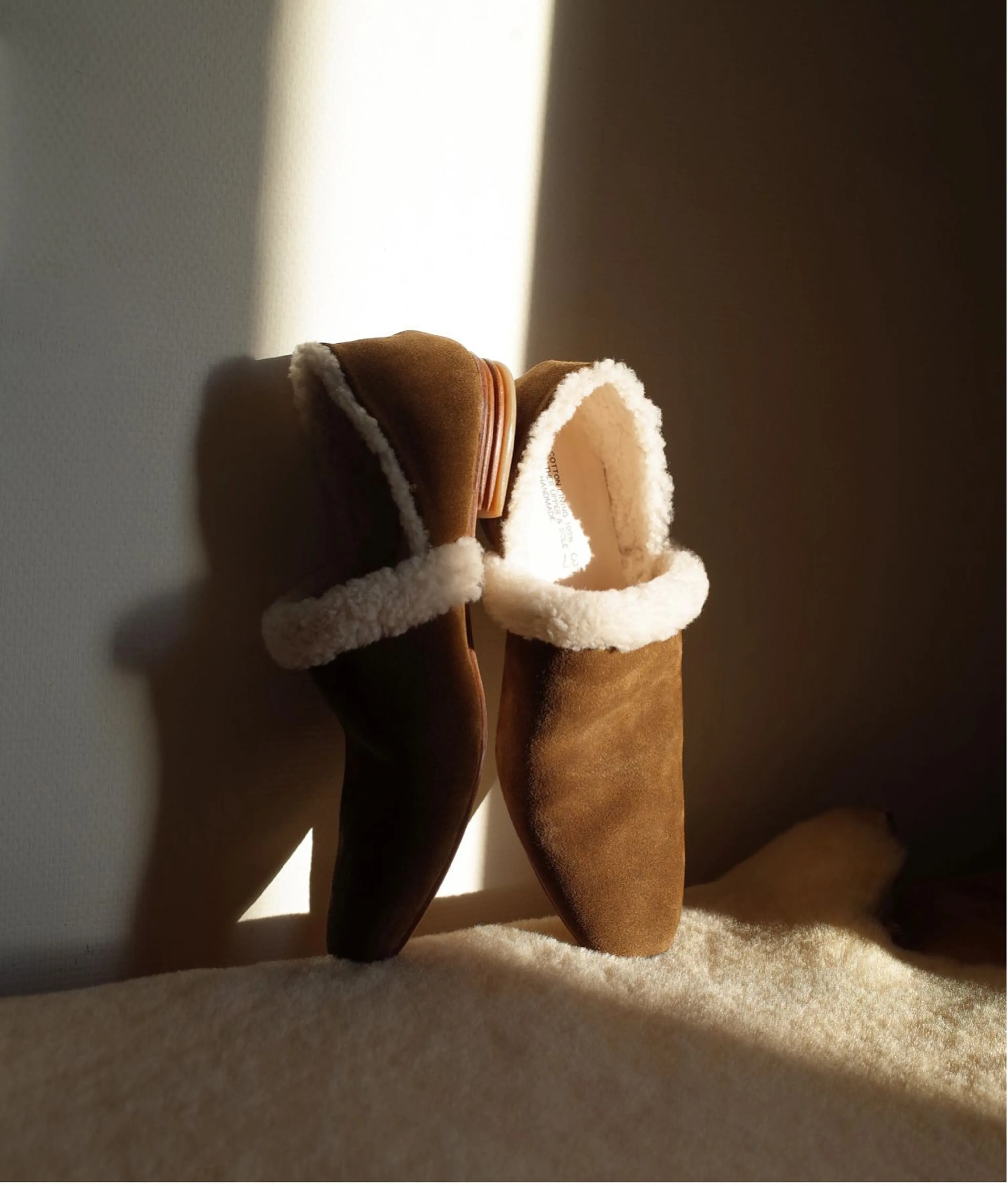 Elegant Sheepskin Slip-On - Image 4