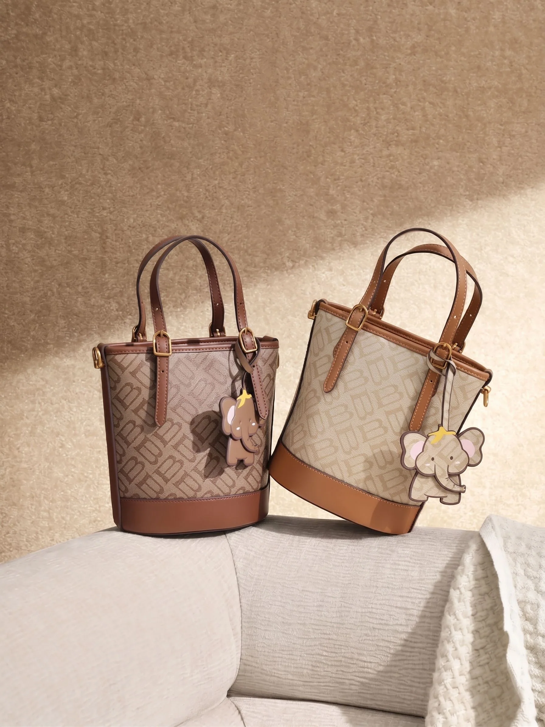 Elephant Charm Bucket Bag - Image 3