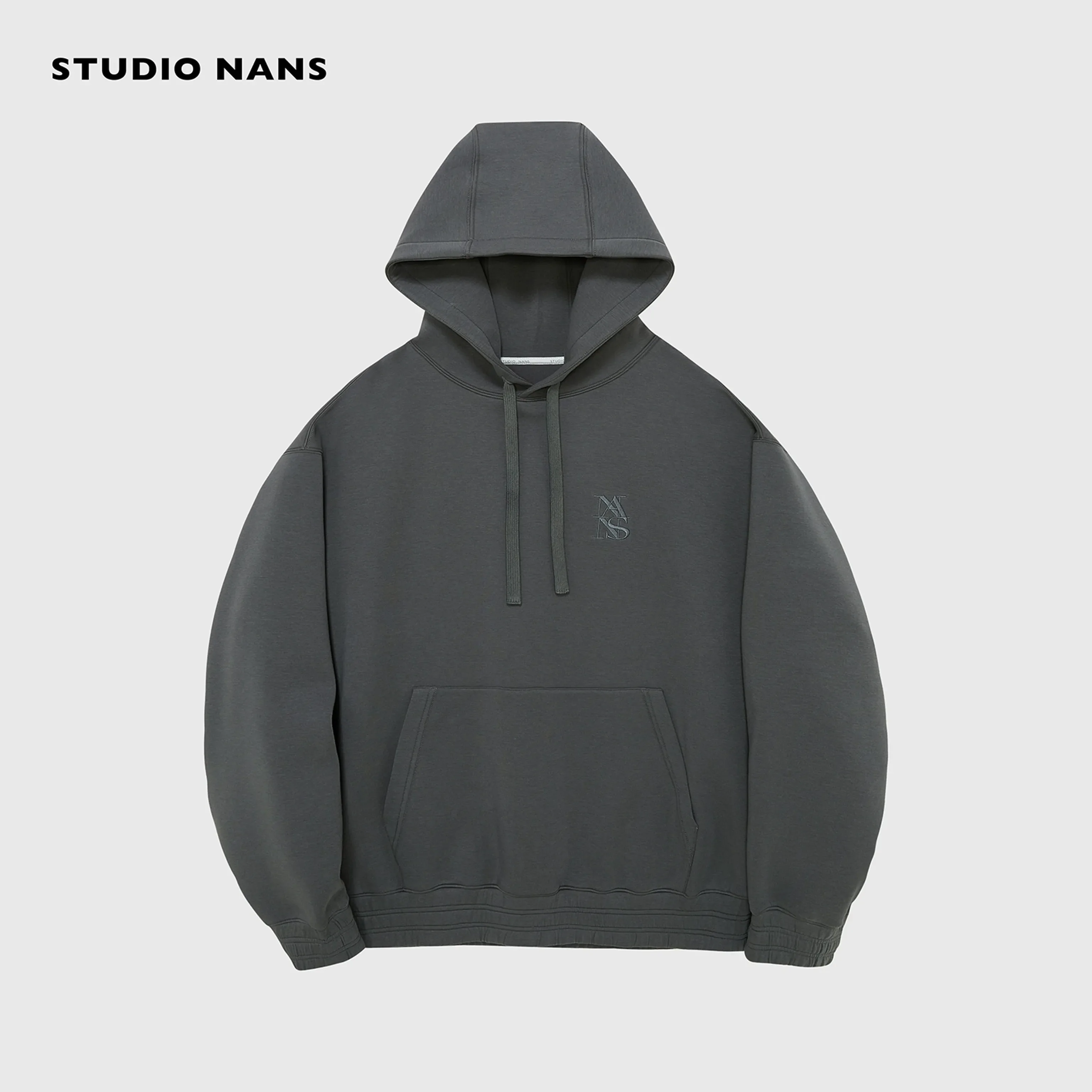 Embroidered Hooded Sweatshirt and Straight-Leg Cropped Pants - Image 9