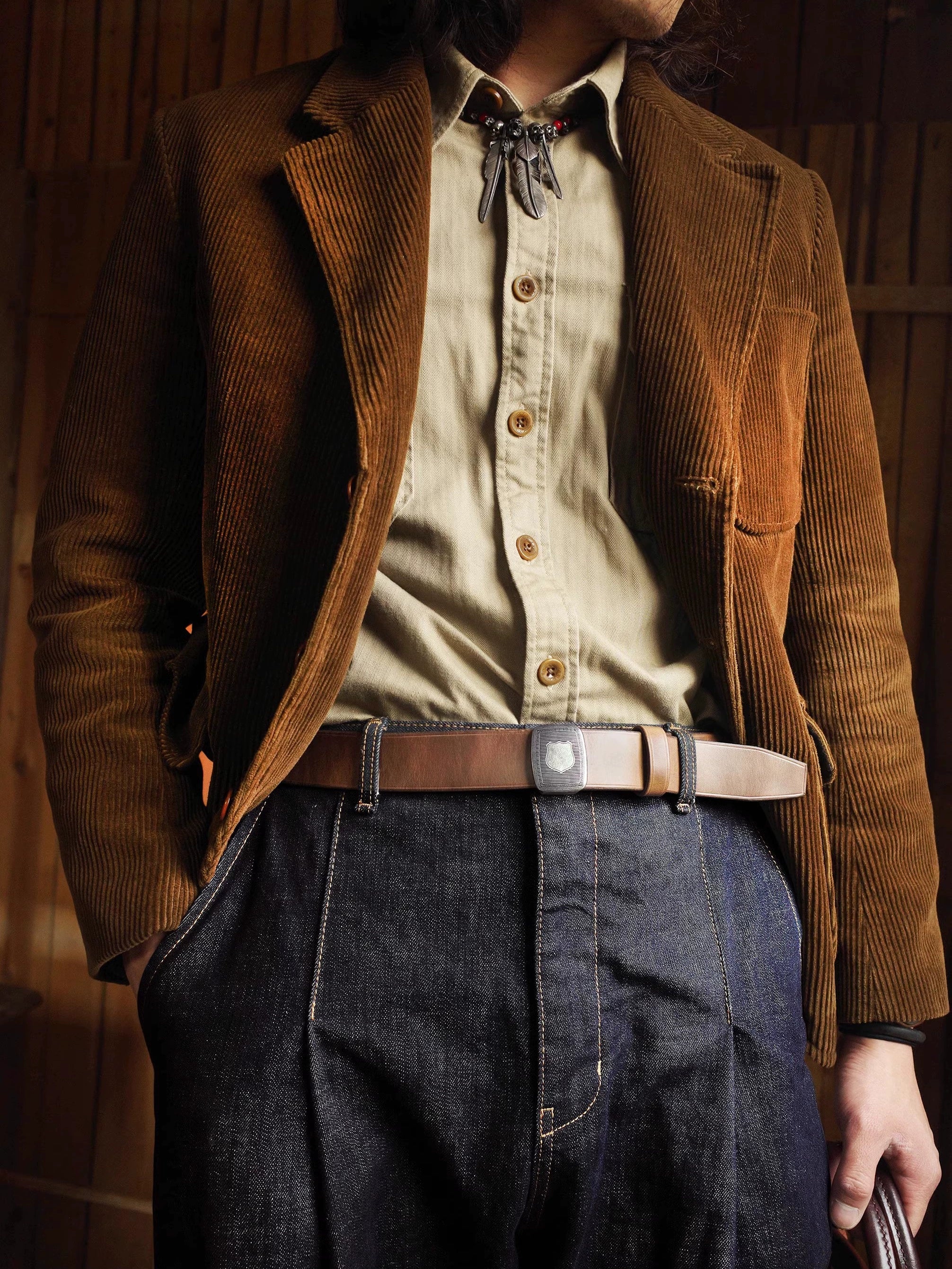 Engraved Plaque Buckle Leather Belt - Image 2