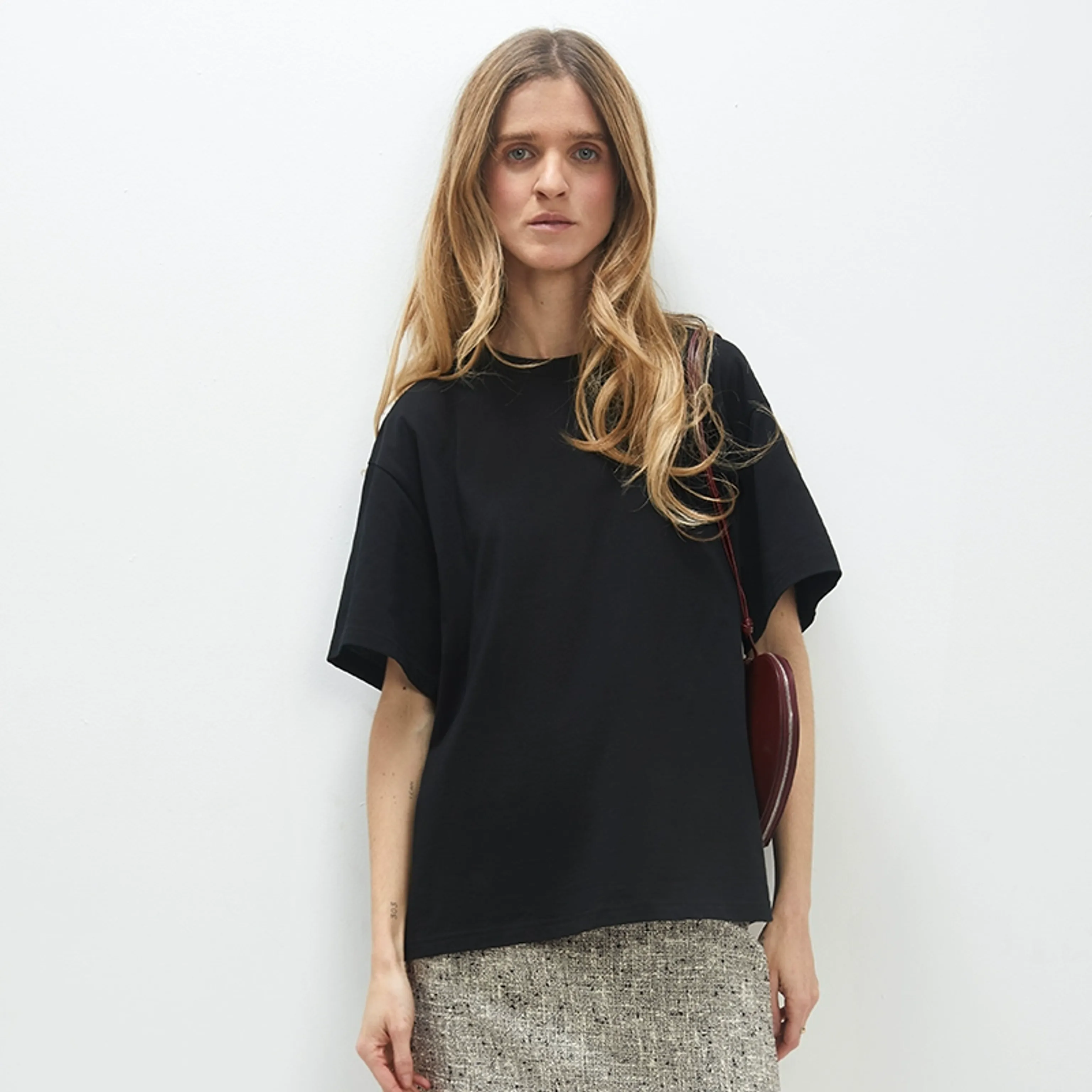 Evie Oversize Cotton Tee - Image 8