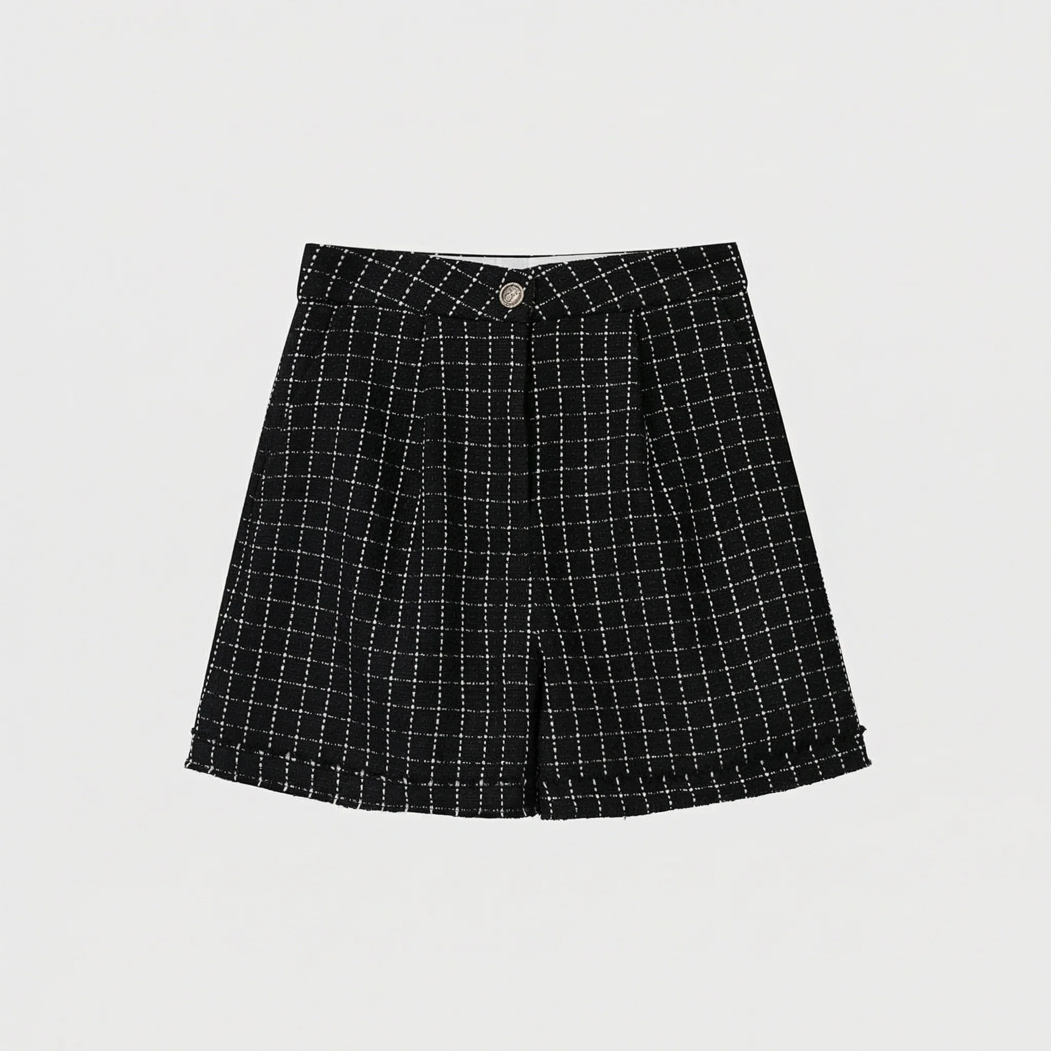 Exquisite Checkered Shorts Set - Image 7