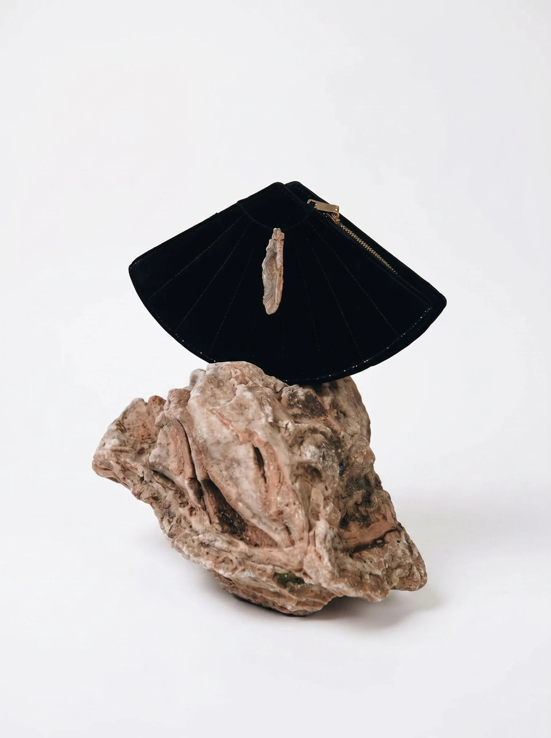 Fan-Shaped Velvet Clutch - Image 4