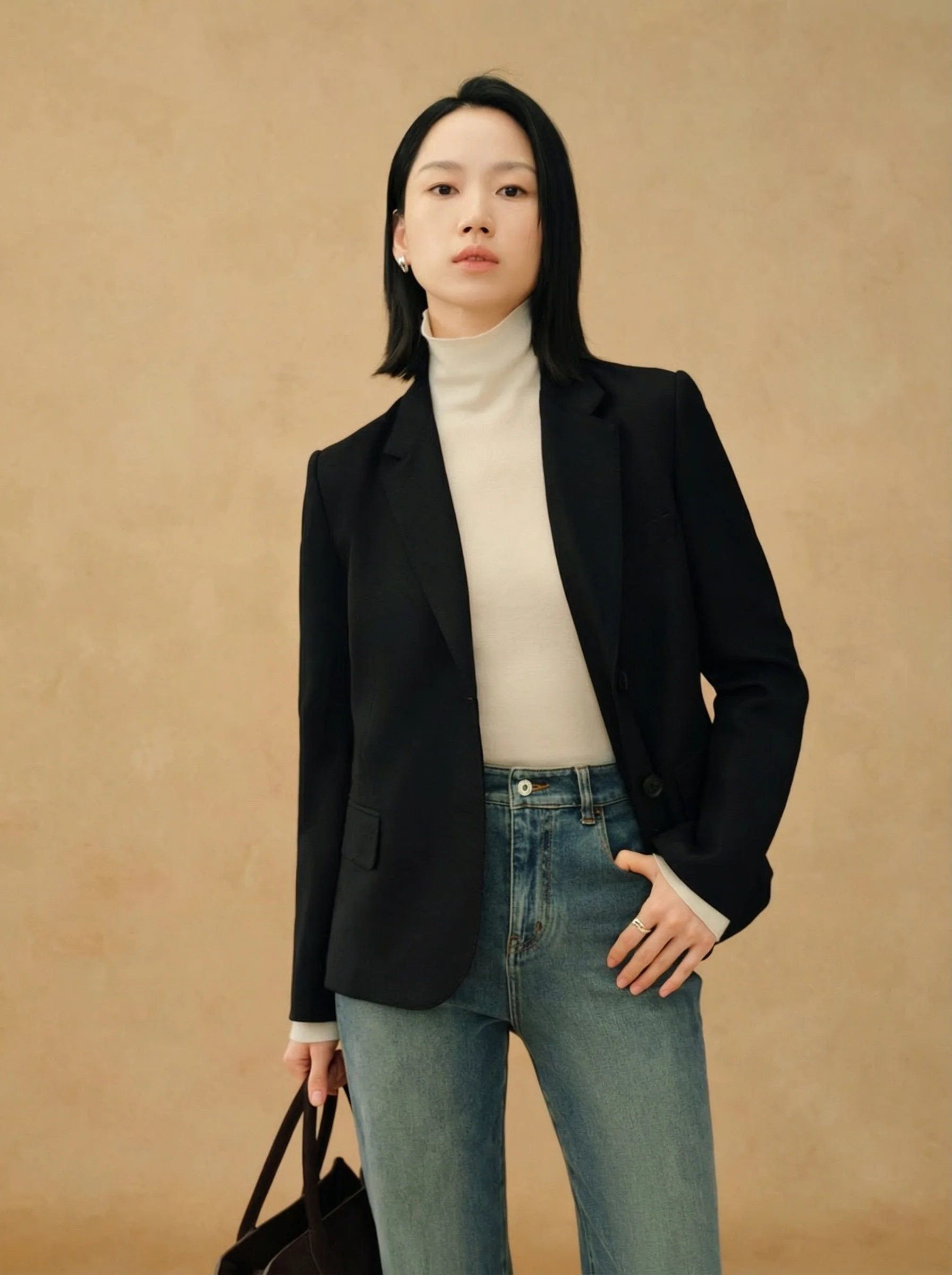 Fine Cashmere Slim Turtleneck - Image 2