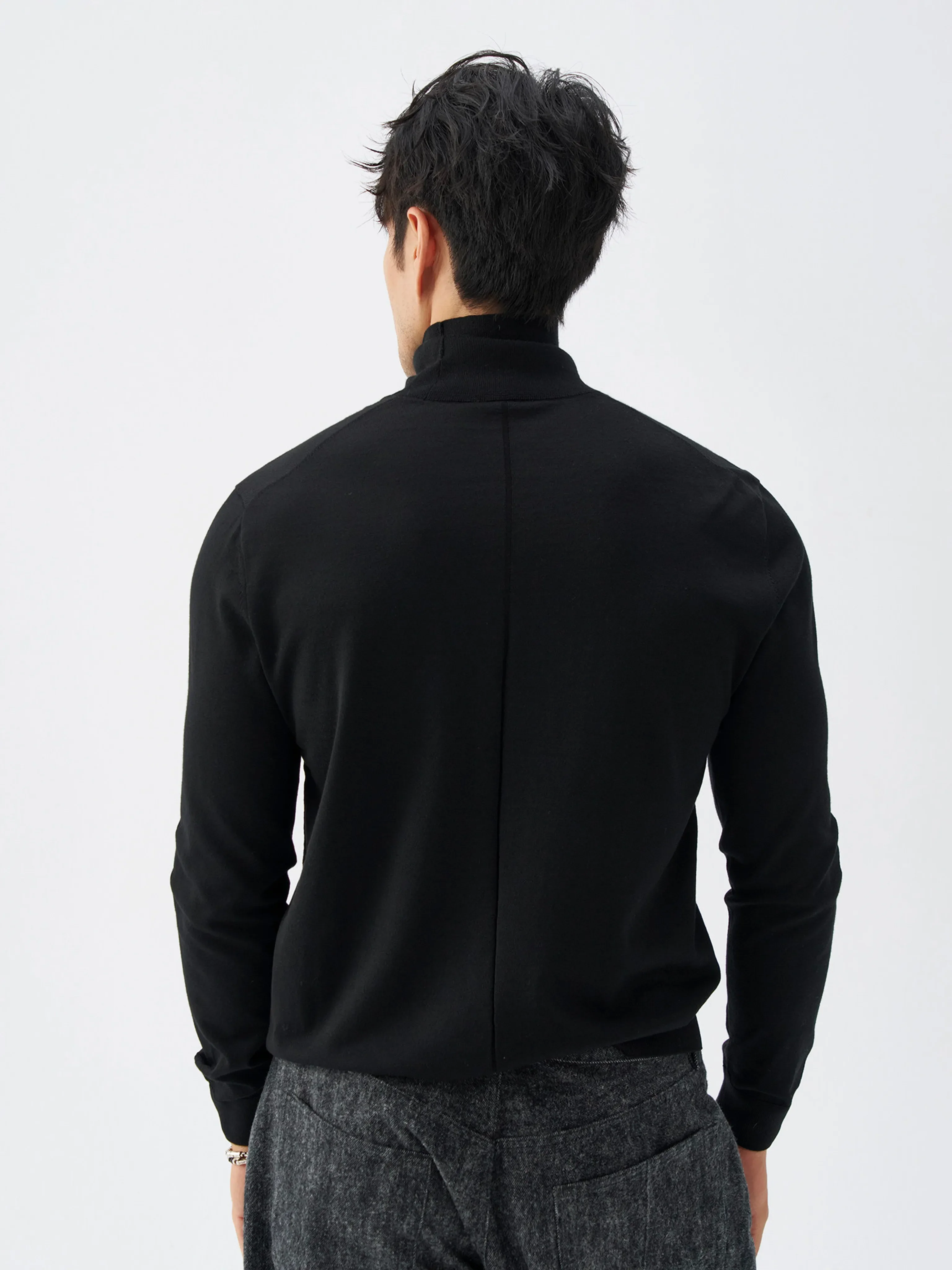 Fine Knit Turtleneck - Image 6
