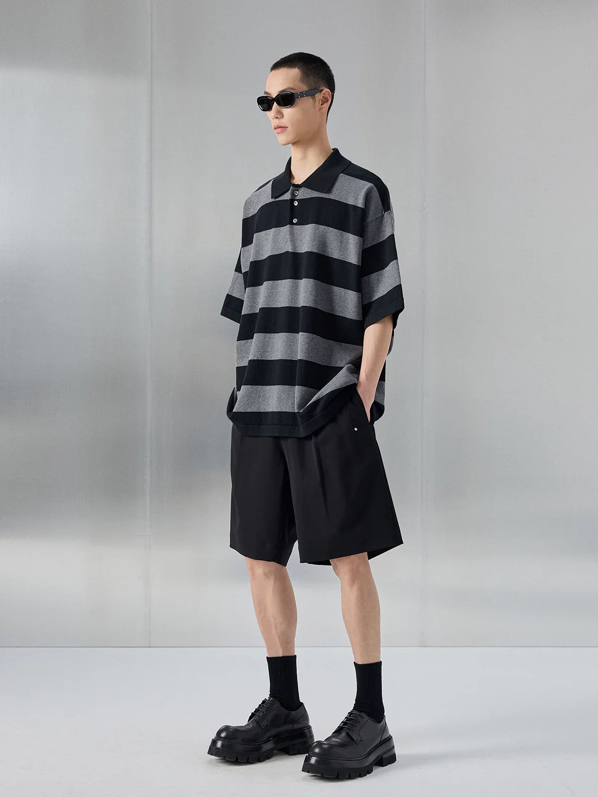 Fine-Spun Wide-Leg Suit Shorts - Image 4