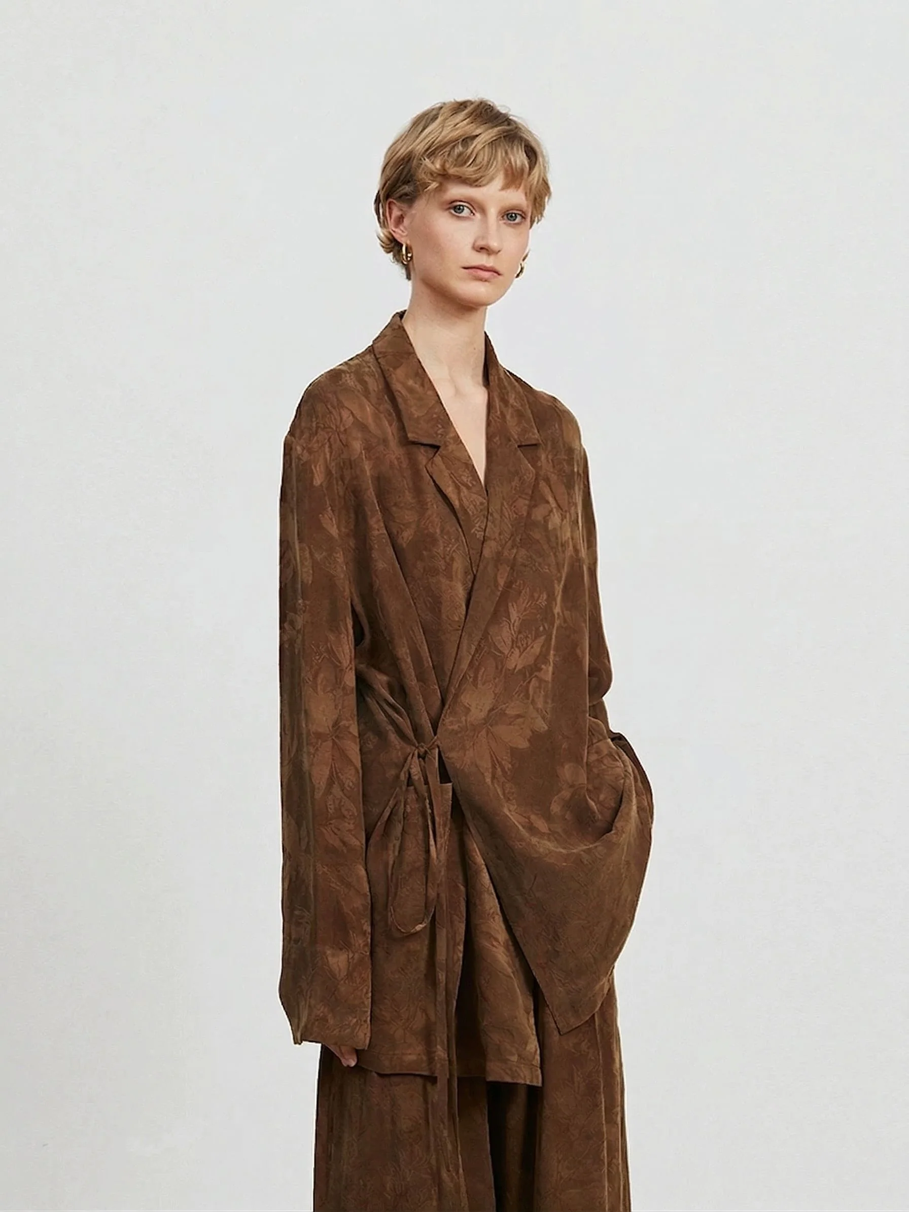 Floral Jacquard Suit - Image 2