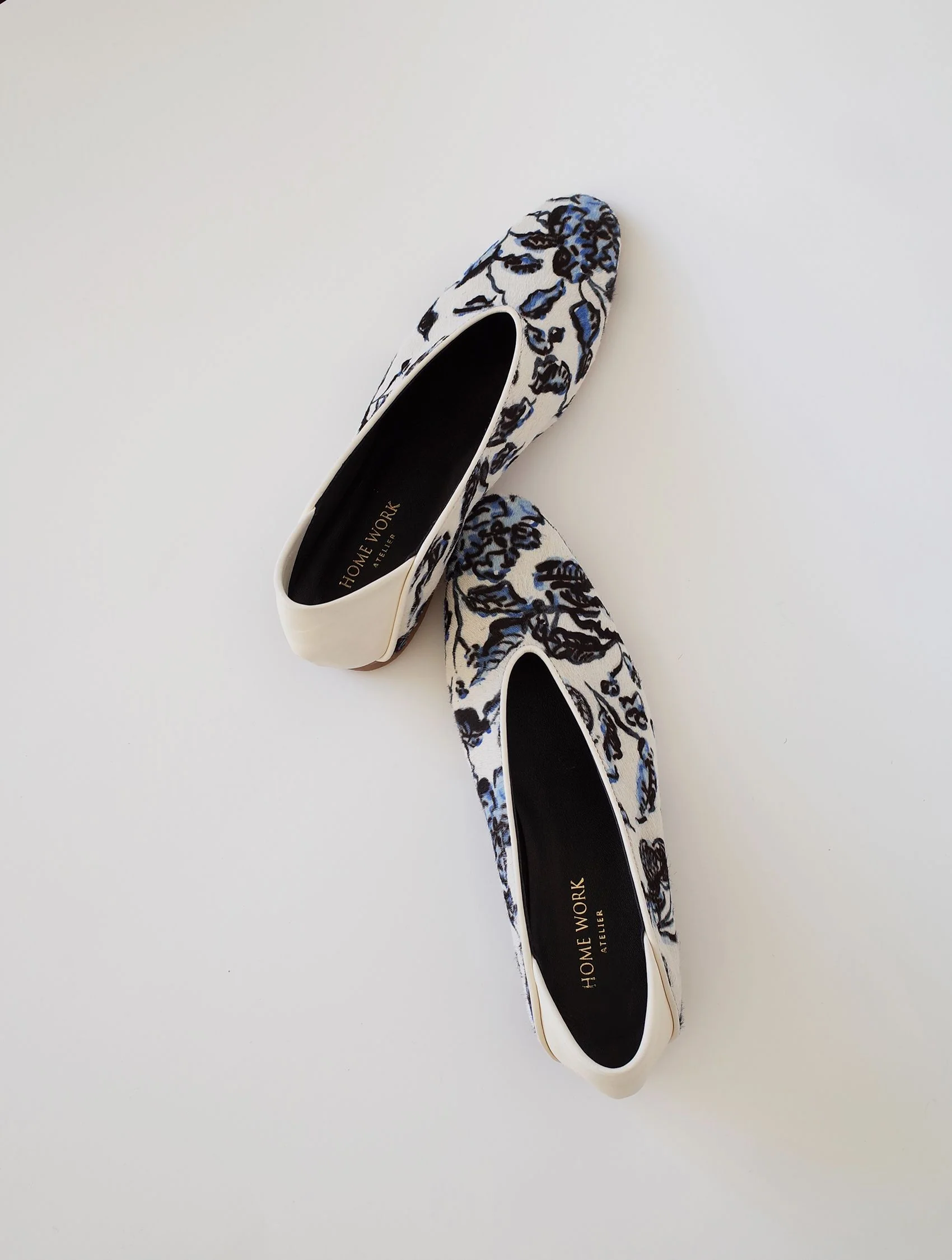 Floral Pattern Flat Shoes