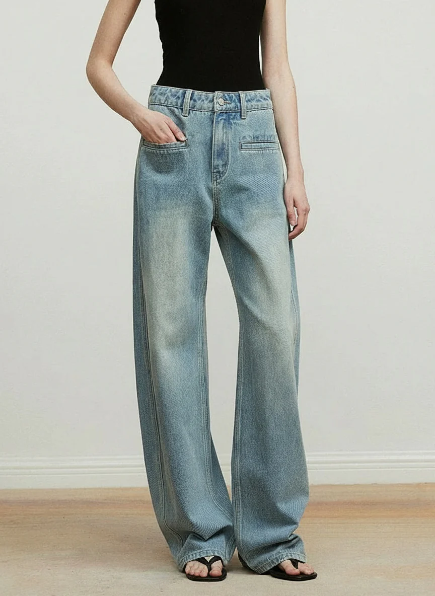 Forward Seam Wide-Leg Jeans