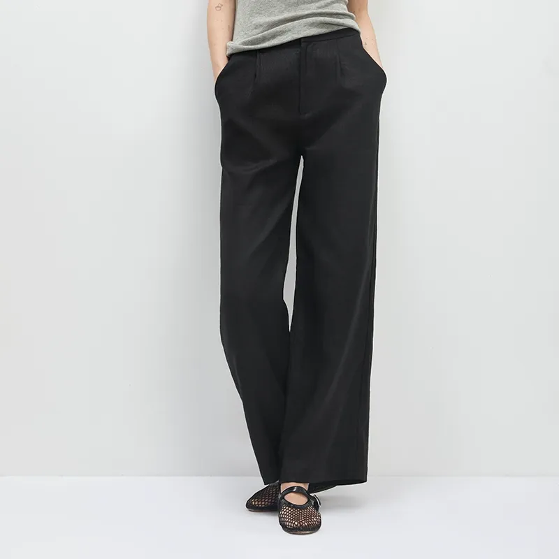 French Linen Vacation Suit - Image 9