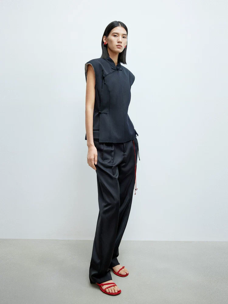 Frog Closure Vest