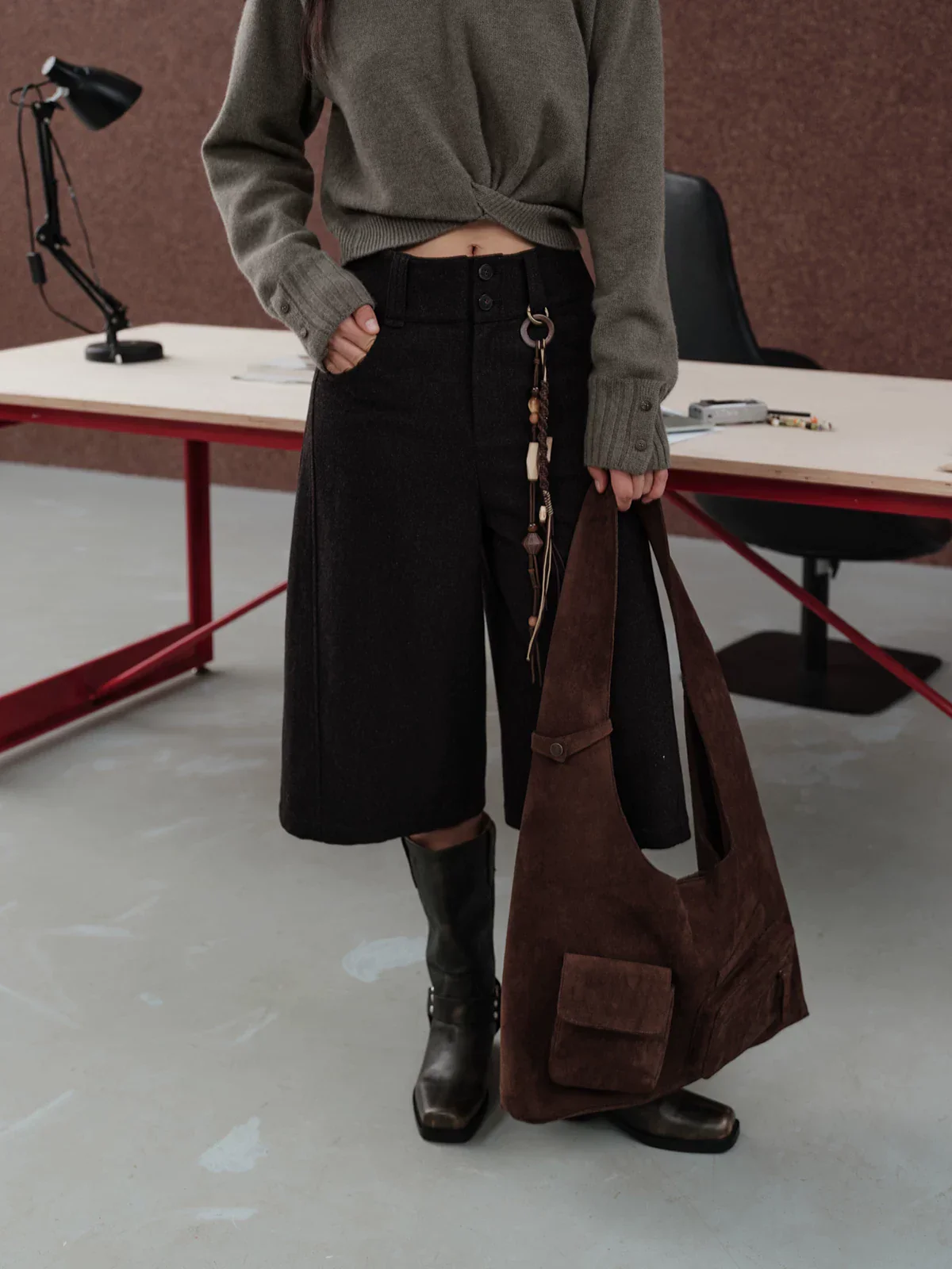 Front-Pocket Hobo Bag - Image 3