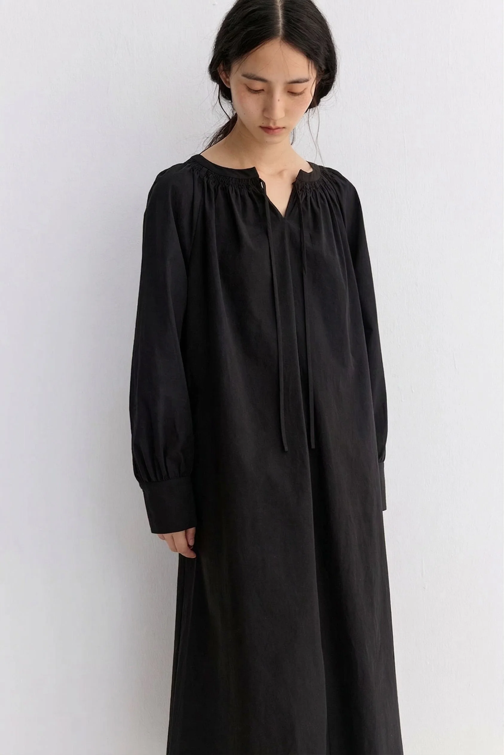 Gathered Neck Midi Dress - Image 5
