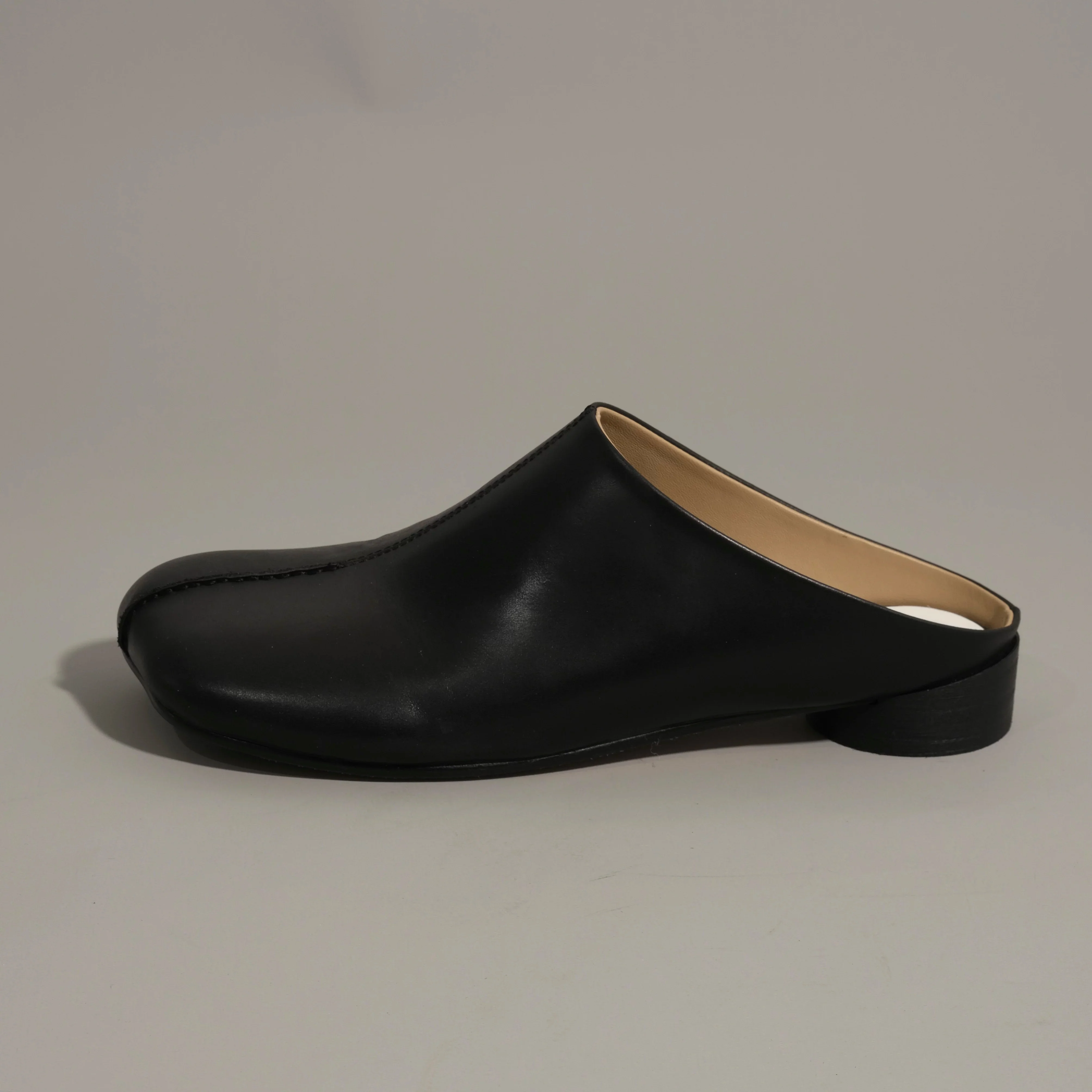 Glossy Square-Toe Mules
