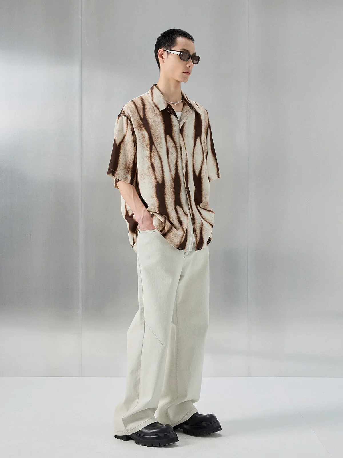 Gradient Abstract Camp-Collar Shirt - Image 3