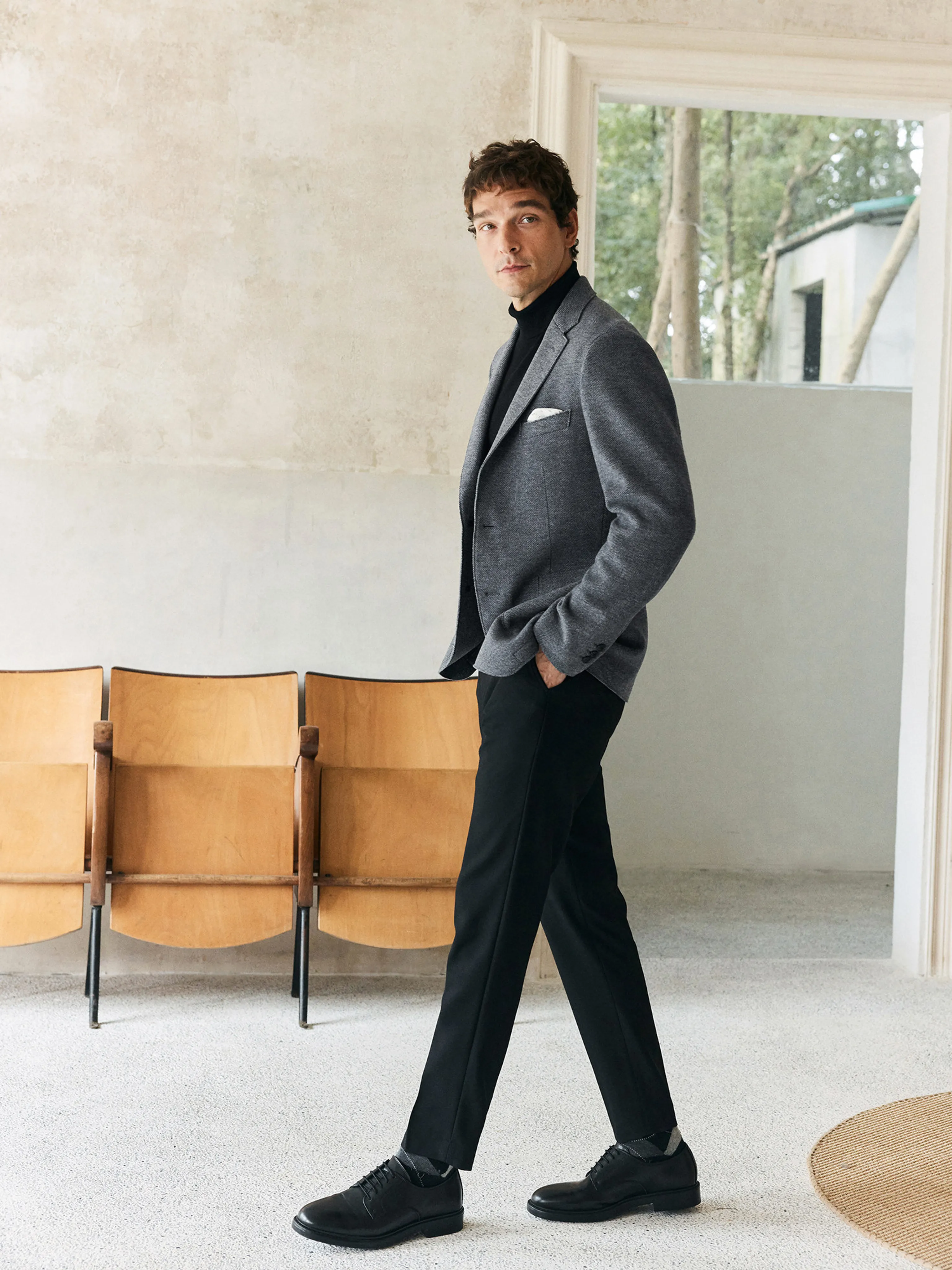 Grey Herringbone Knit Wool Blazer - Image 5