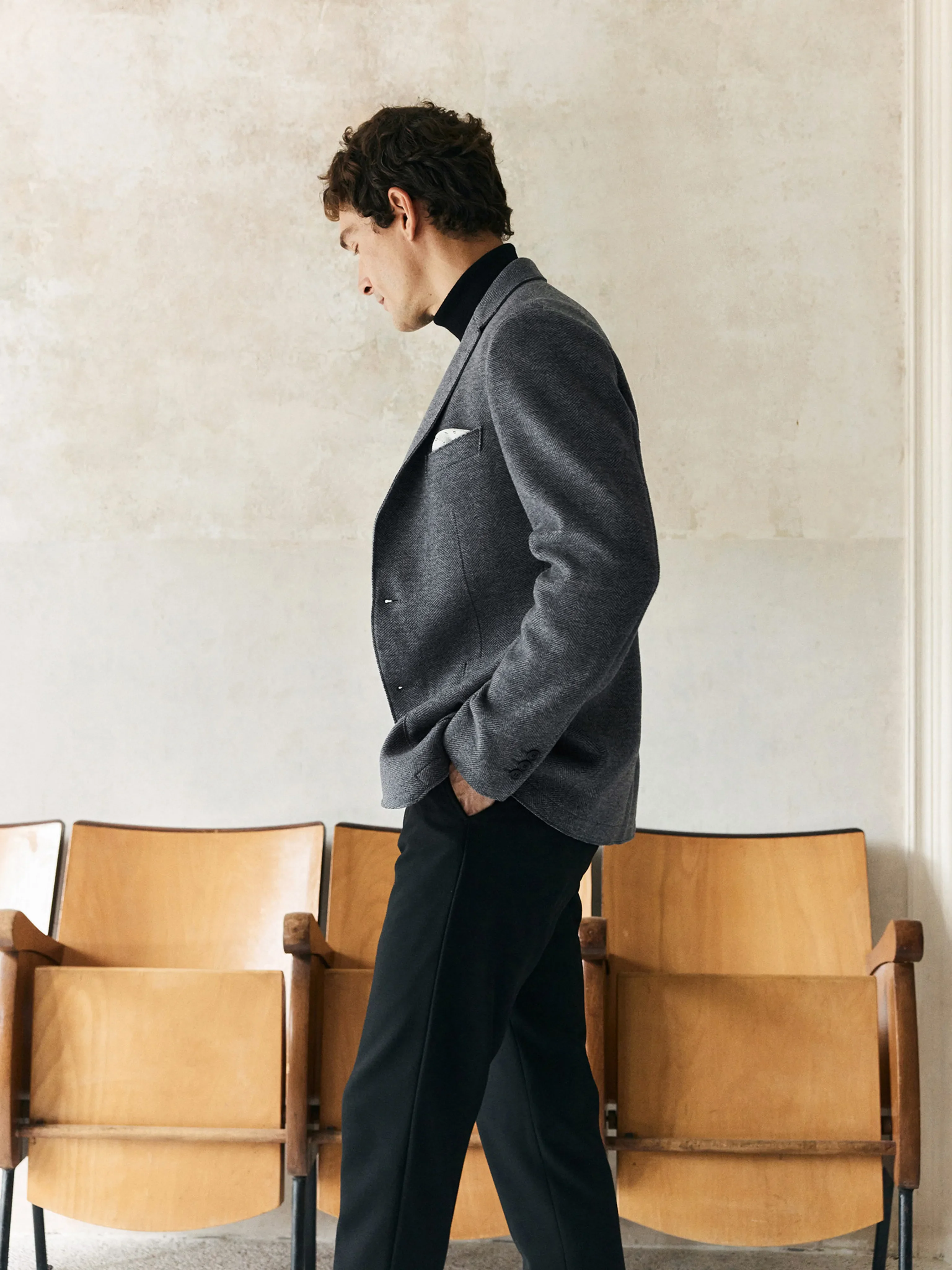 Grey Herringbone Knit Wool Blazer - Image 6